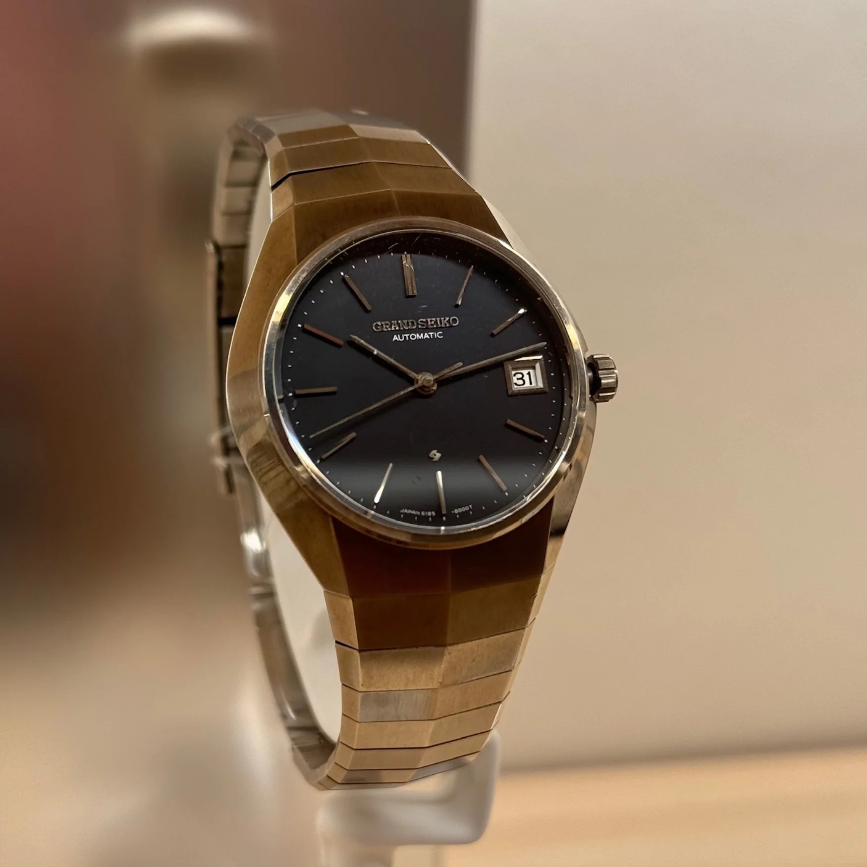 Grand Seiko V.F.A. 6185-8000 | IN DEPTH