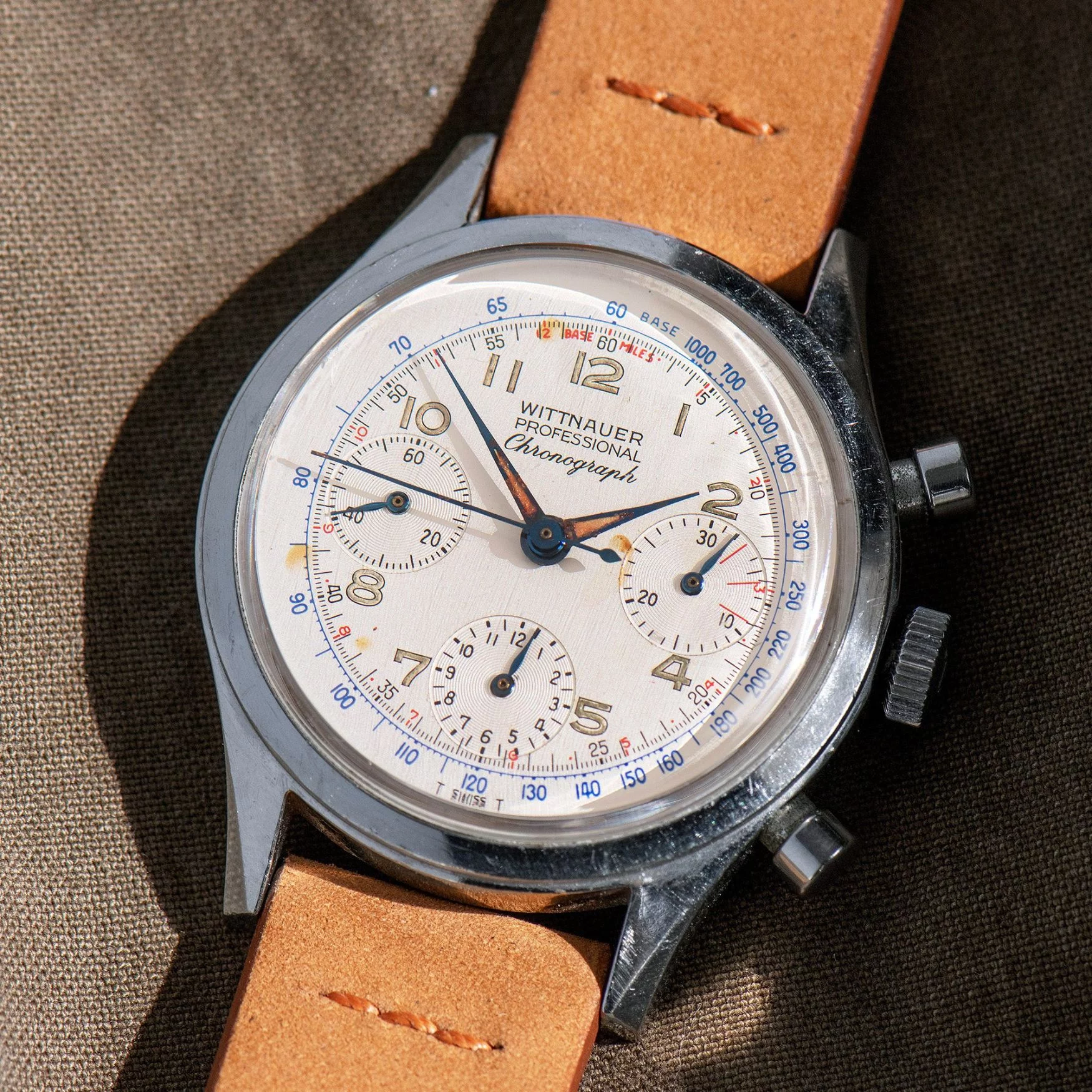 Swatch x Omega MoonSwatch 1965 | INTRODUCING
