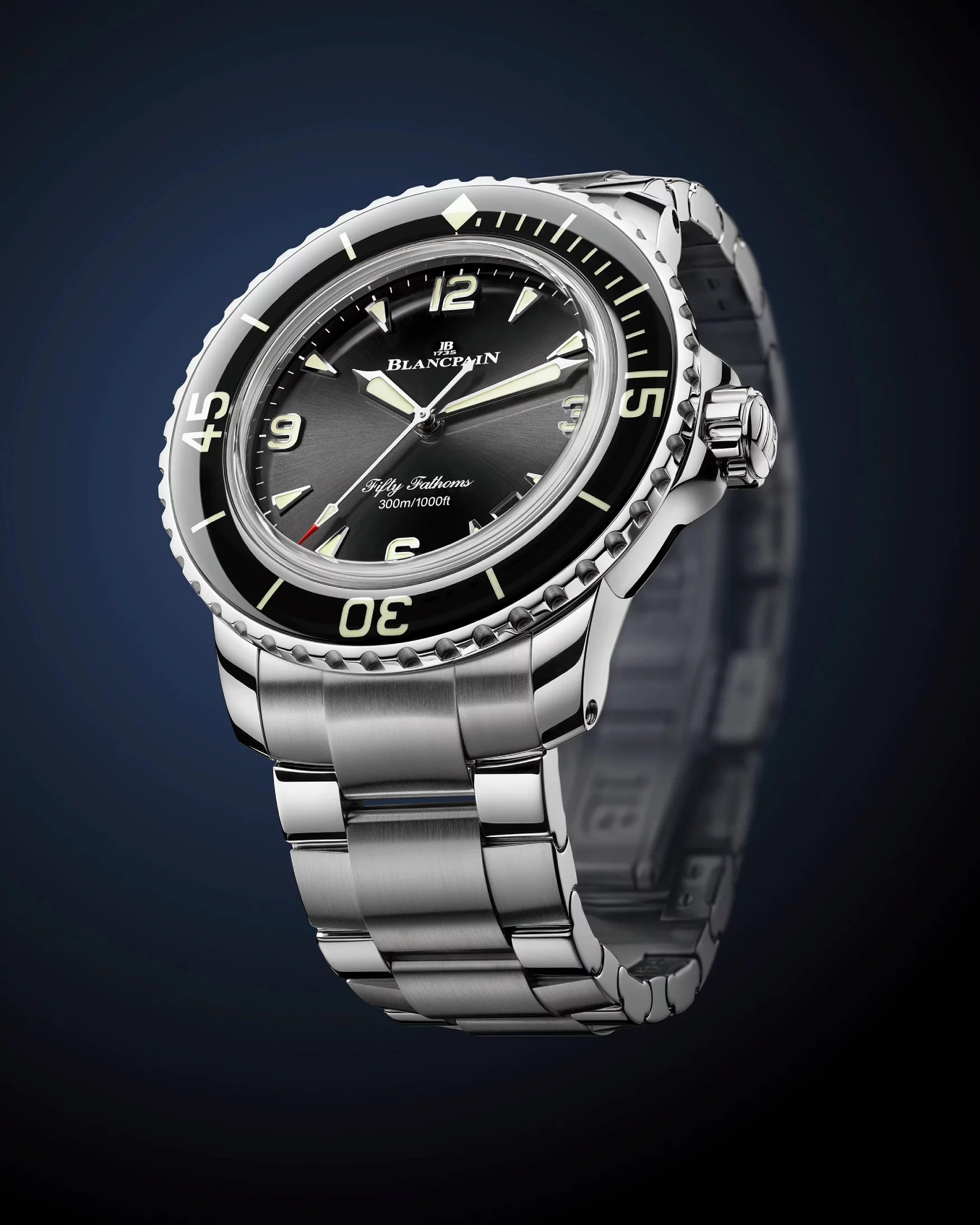 blancpain-fifty-fathoms-automatique-42mm-steel-case-profile.jpg.webp