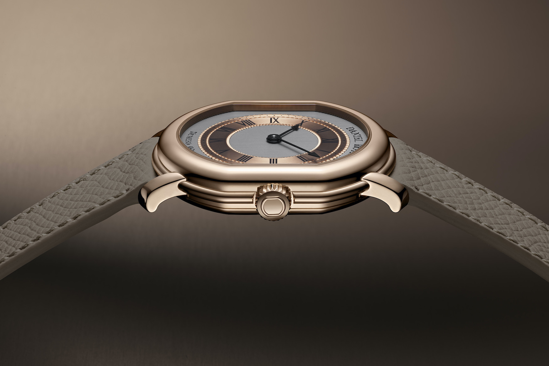 Daniel Roth EXTRA PLAT ROSE GOLD PROFIL Presse Digital