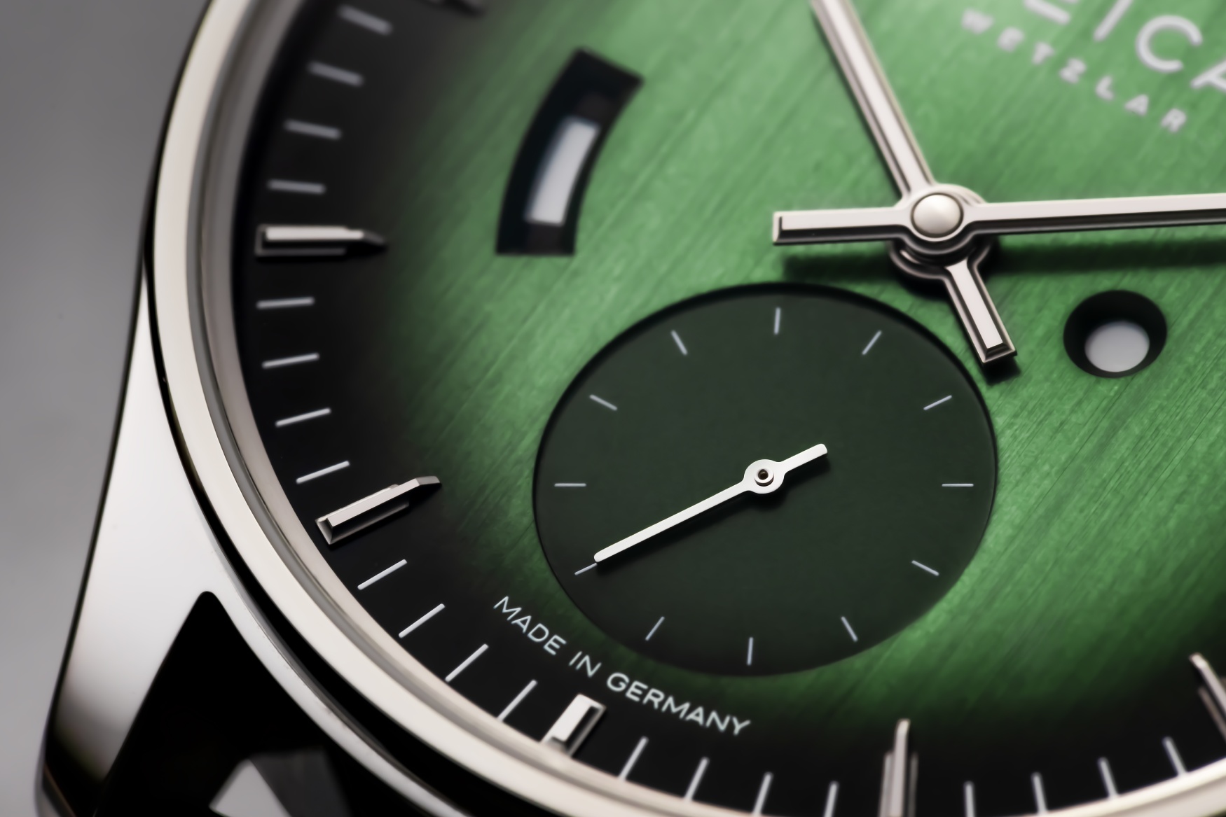 Leica ZM 1 Urban Green Sub-Dial