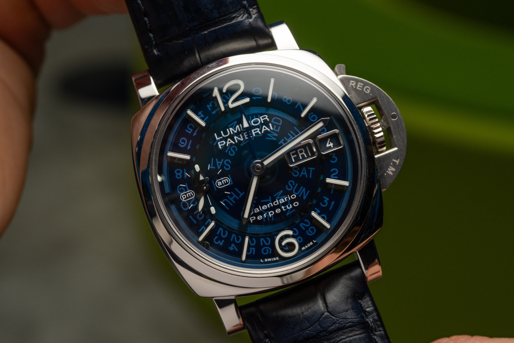 Panerai Luminor Perpetual Calendar GMT Platinumtech PAM01575 WW25 dial