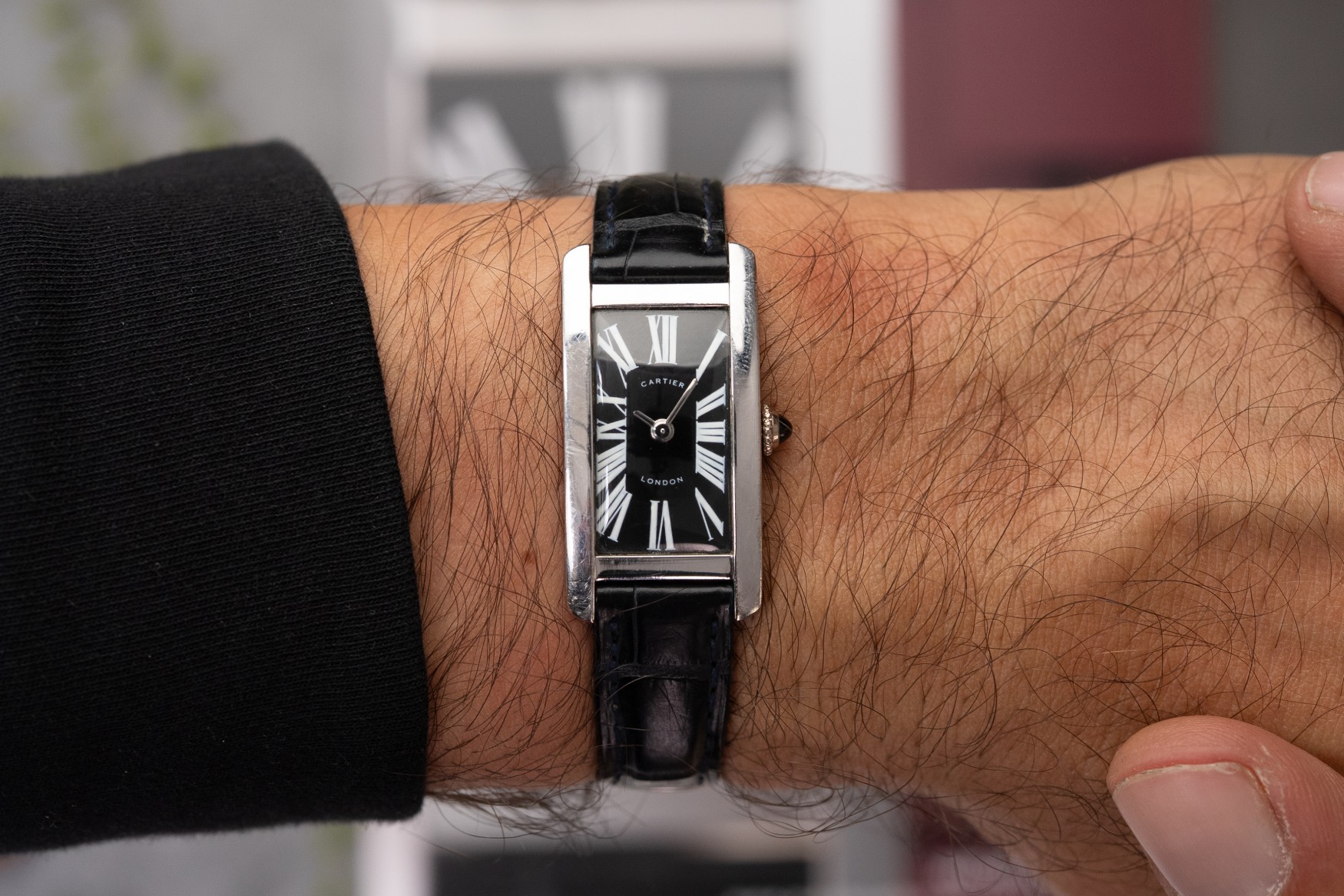 cartier tank cintree london wrist