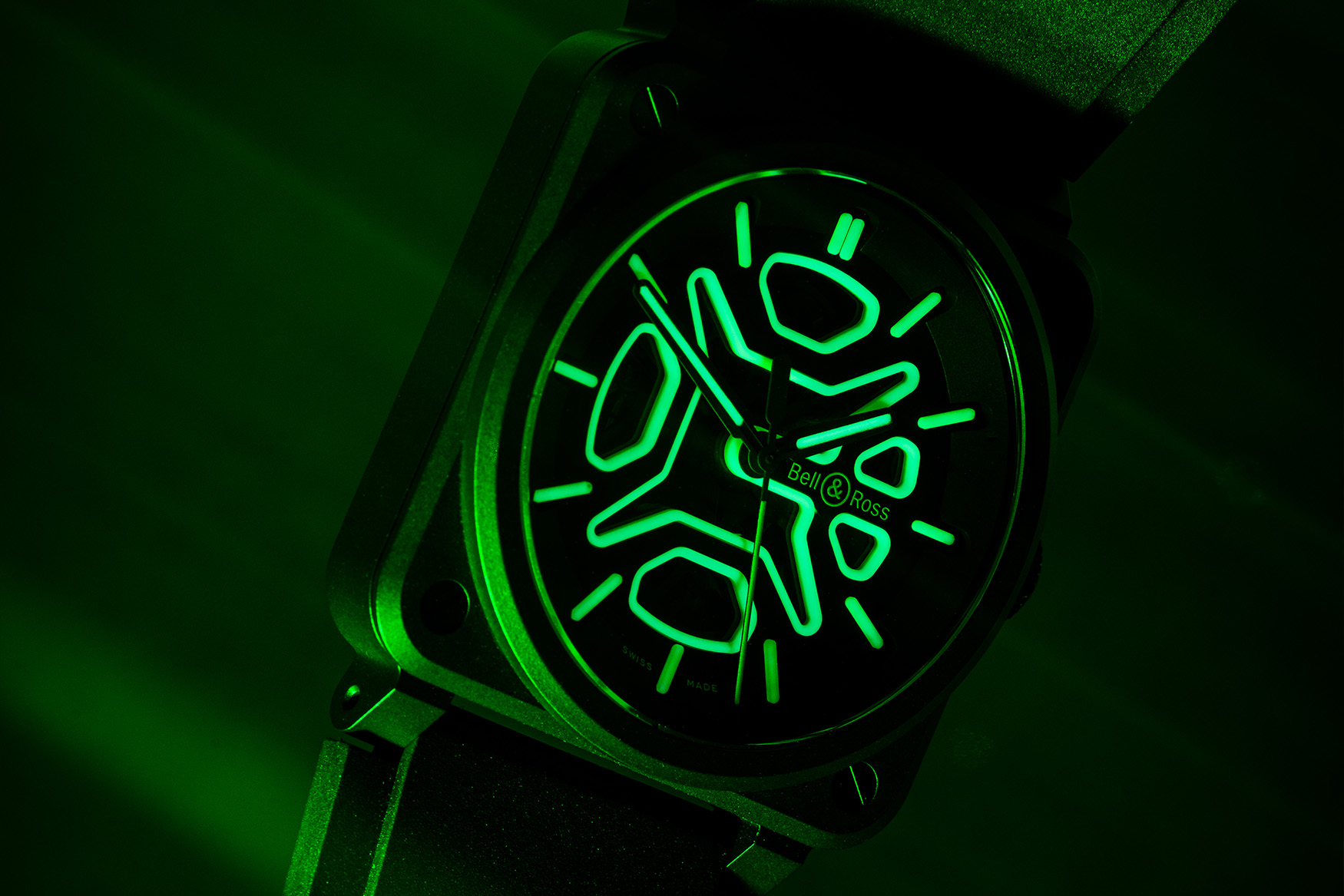 Bell Ross BR 03 Skeleton Lum lume
