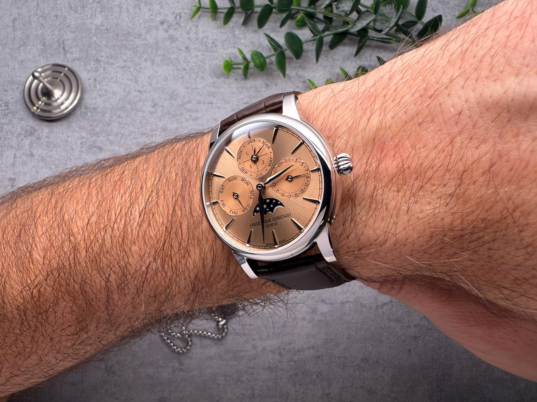 Frederique Constant Classic Perpetual Calendar Manufacture Salmon Dial 13