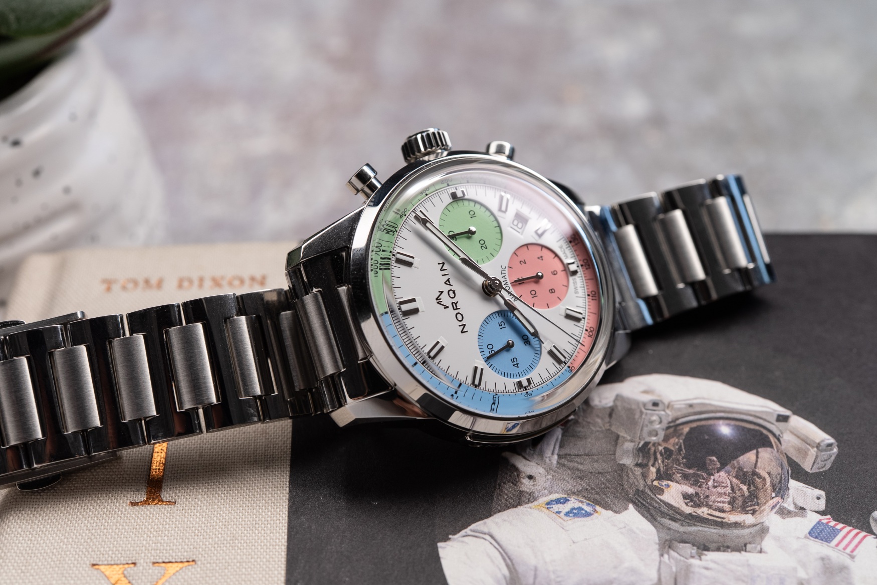 norqain freedom 60 chrono 40mm enjoy life 1