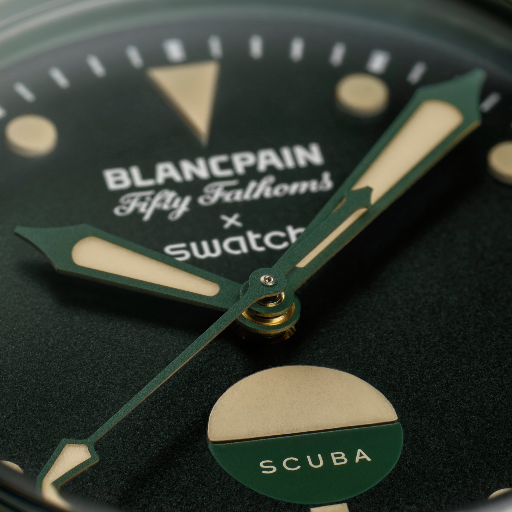 swatch blancpain scuba fifty fathoms green abyss dial close up