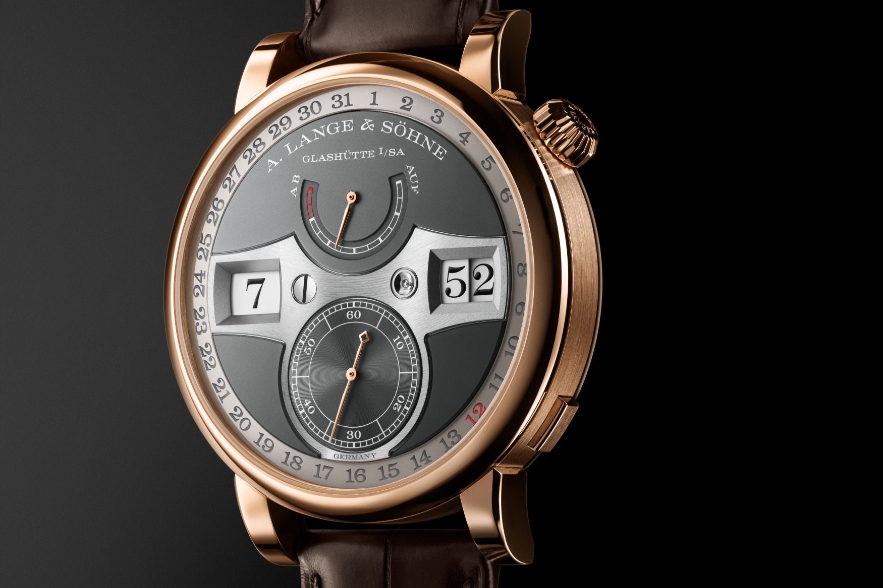 A Lange & Söhne Zeitwerk Date Rose Gold gradient