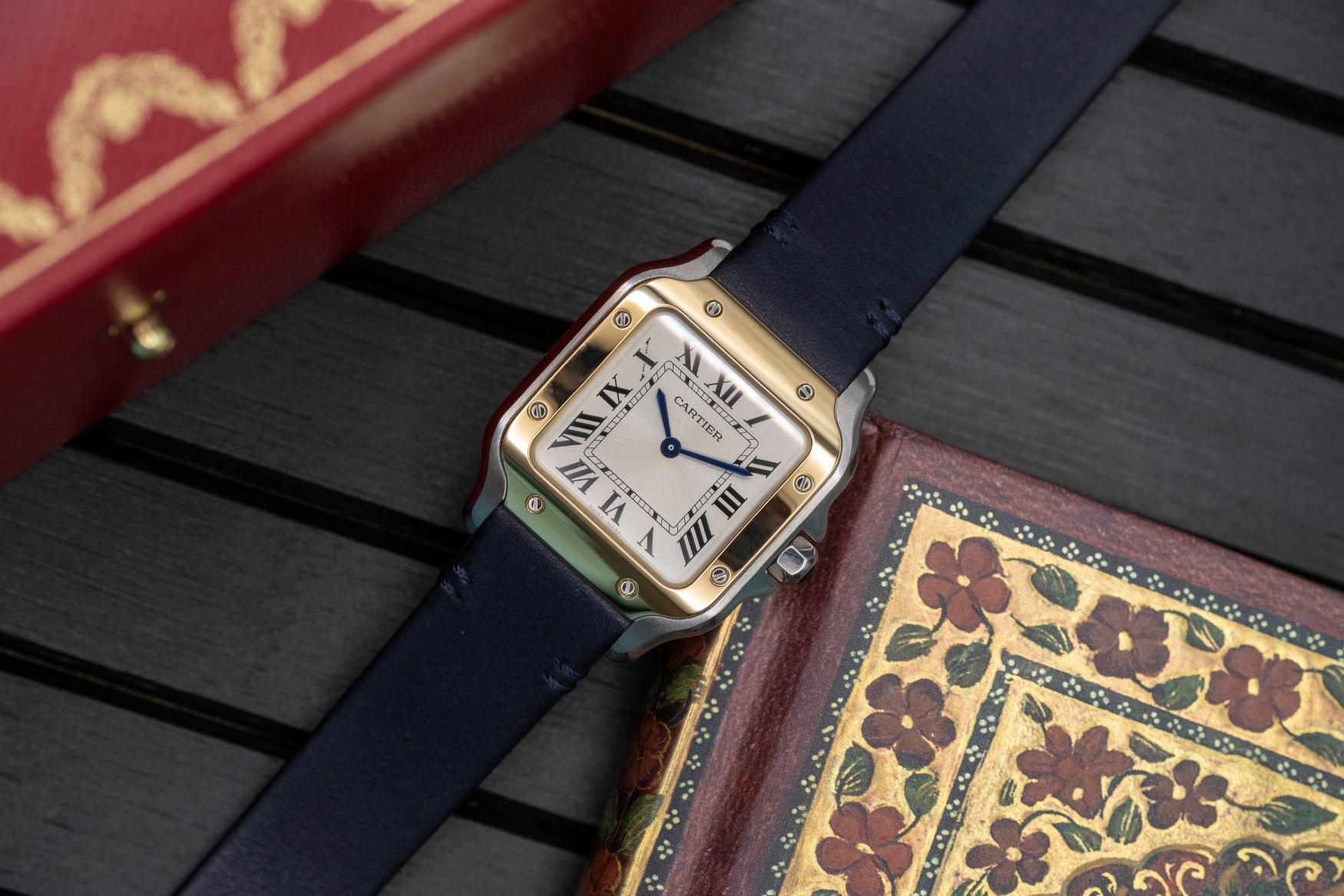 Cartier Santos de Cartie Es Mall Tone Leather Strap