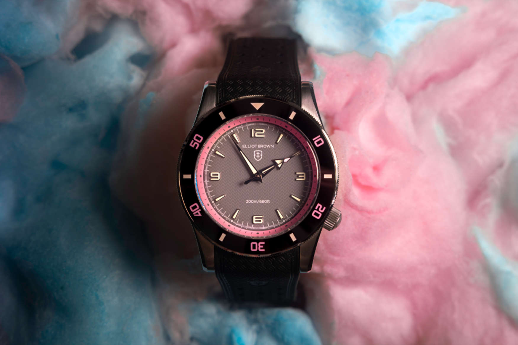 Elliott Brown Box Worth Heritage Diver Orange Grey Pink