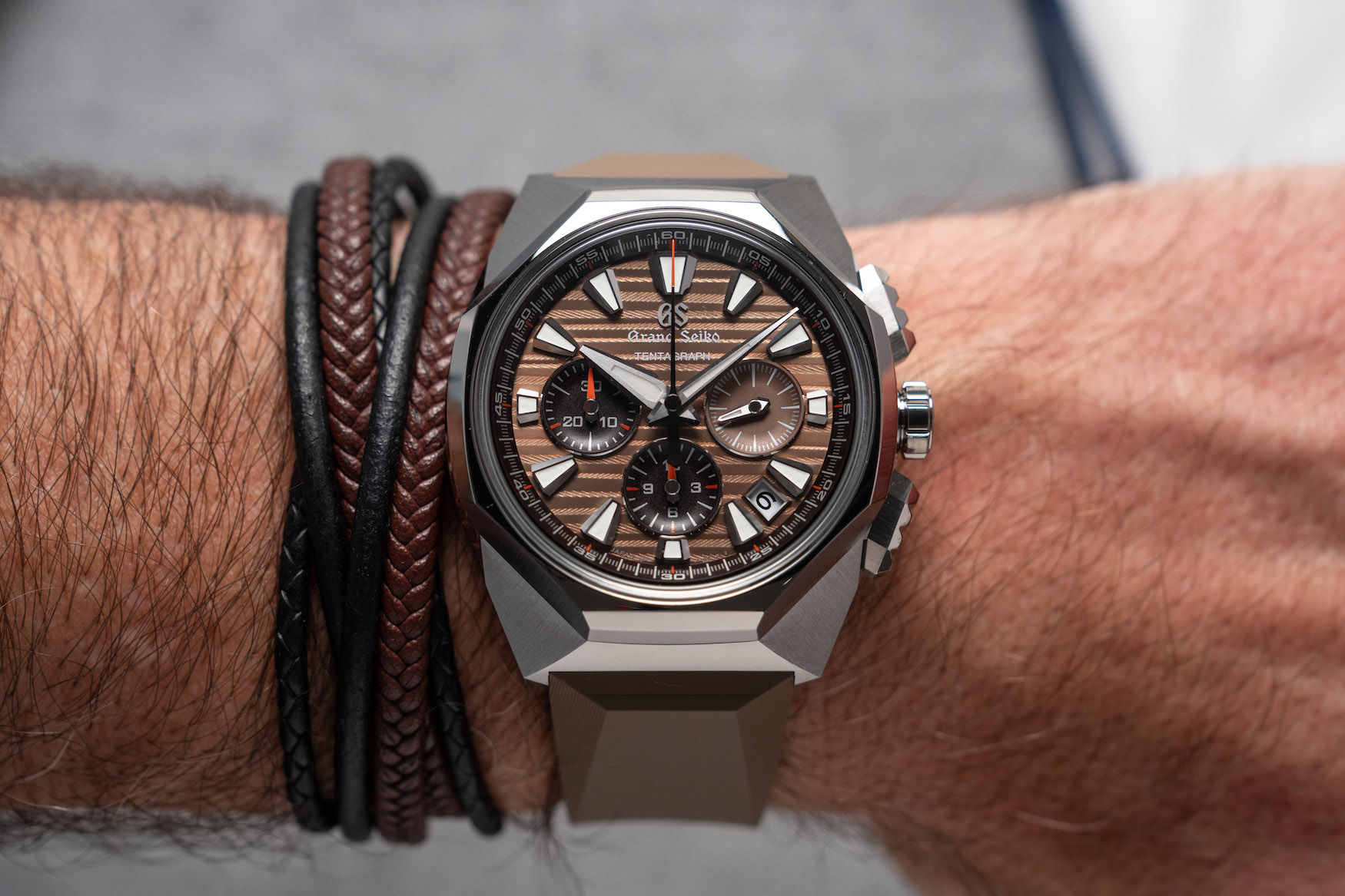 Grand Seiko SLGC009 Tokyo Lion Titograph 17