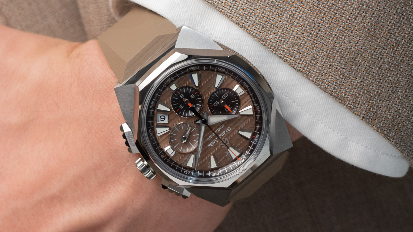 Grand Seiko SLGC009 Tokyo Lion Tentagraph 38