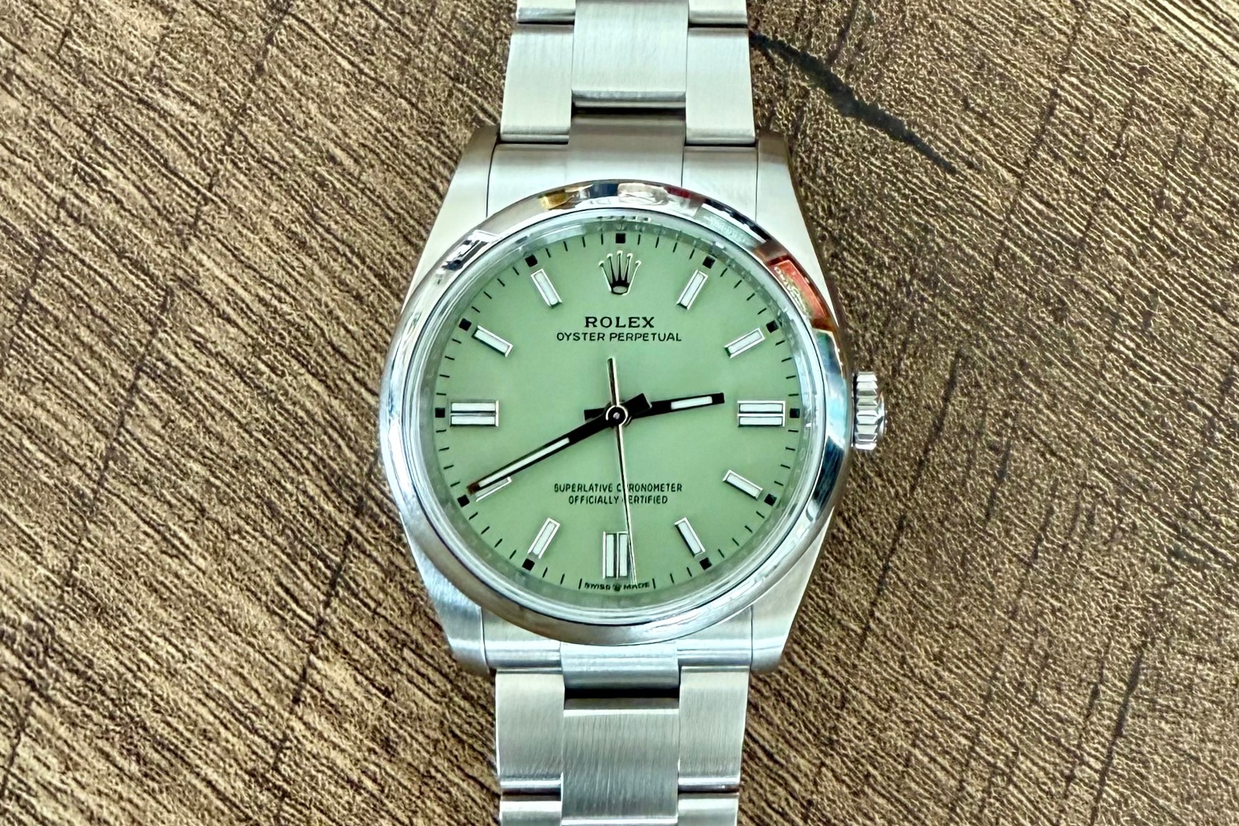 Rolex Oyster Perpetual 36 PistachioClose-up