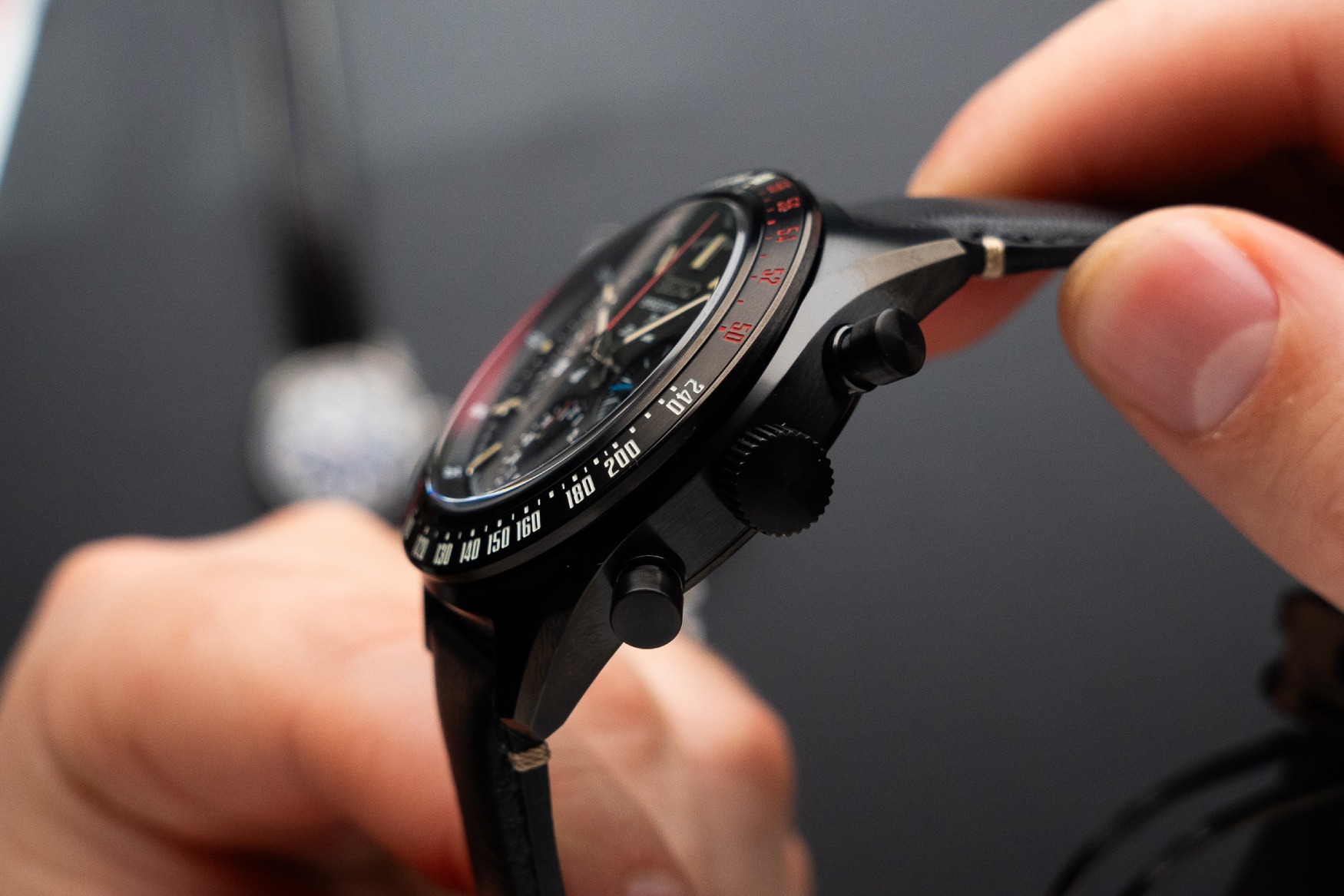 Seiko Prospex Speedtimer Mechanical Chronograph Datsun 240Z Limited Edition SRQ057 profile