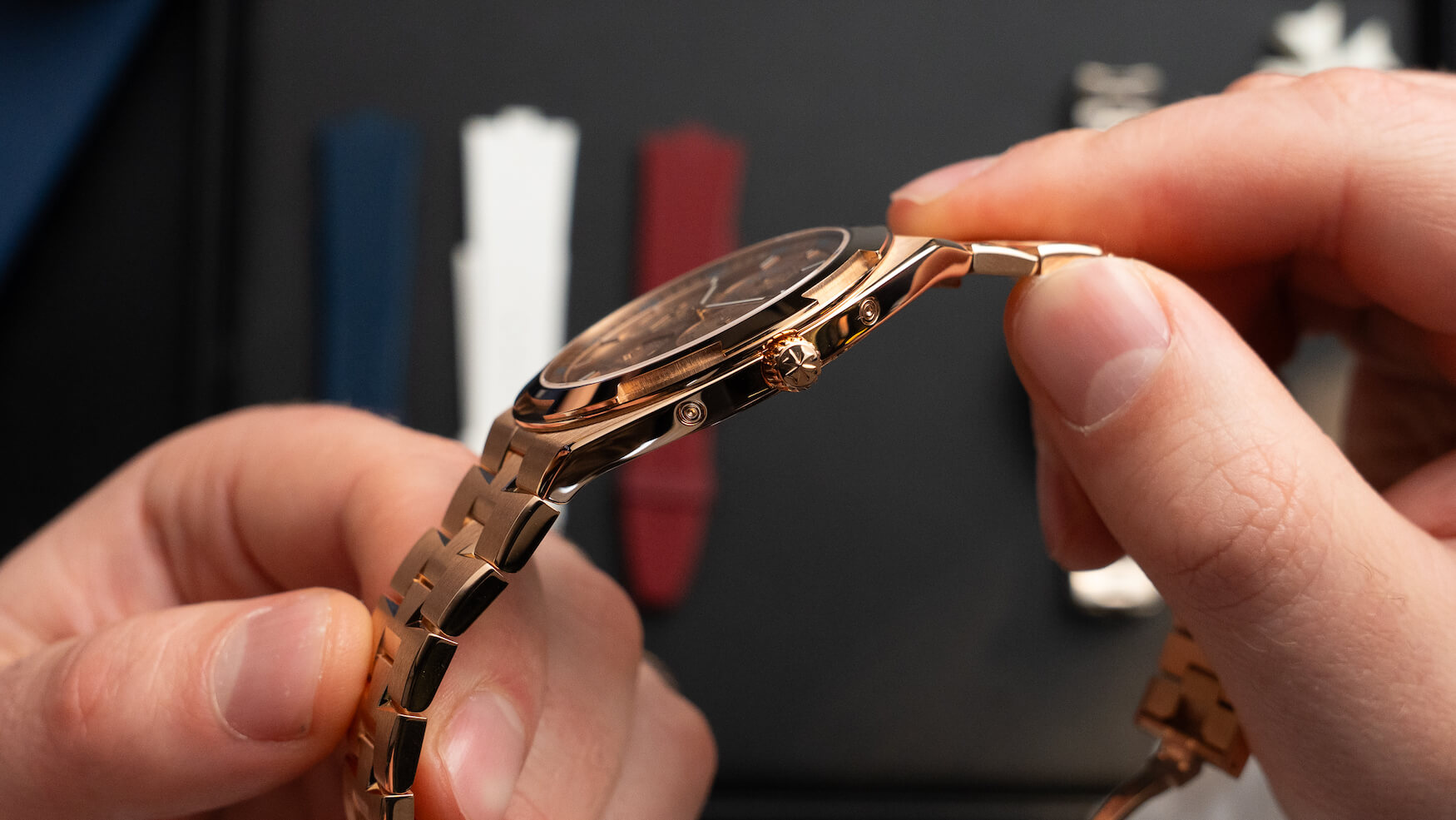 Vacheron Constantin Overseas Permanent Calendar Ultra Thin2025 8