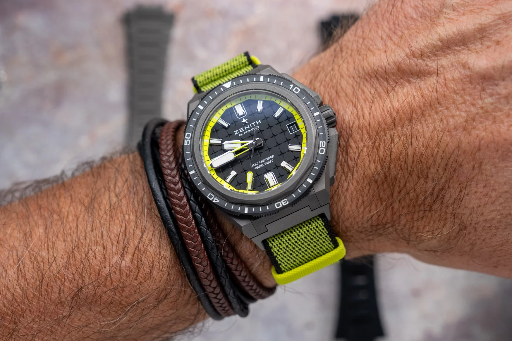 Zenith Defy Extreme Diver Shadow | HANDS ON