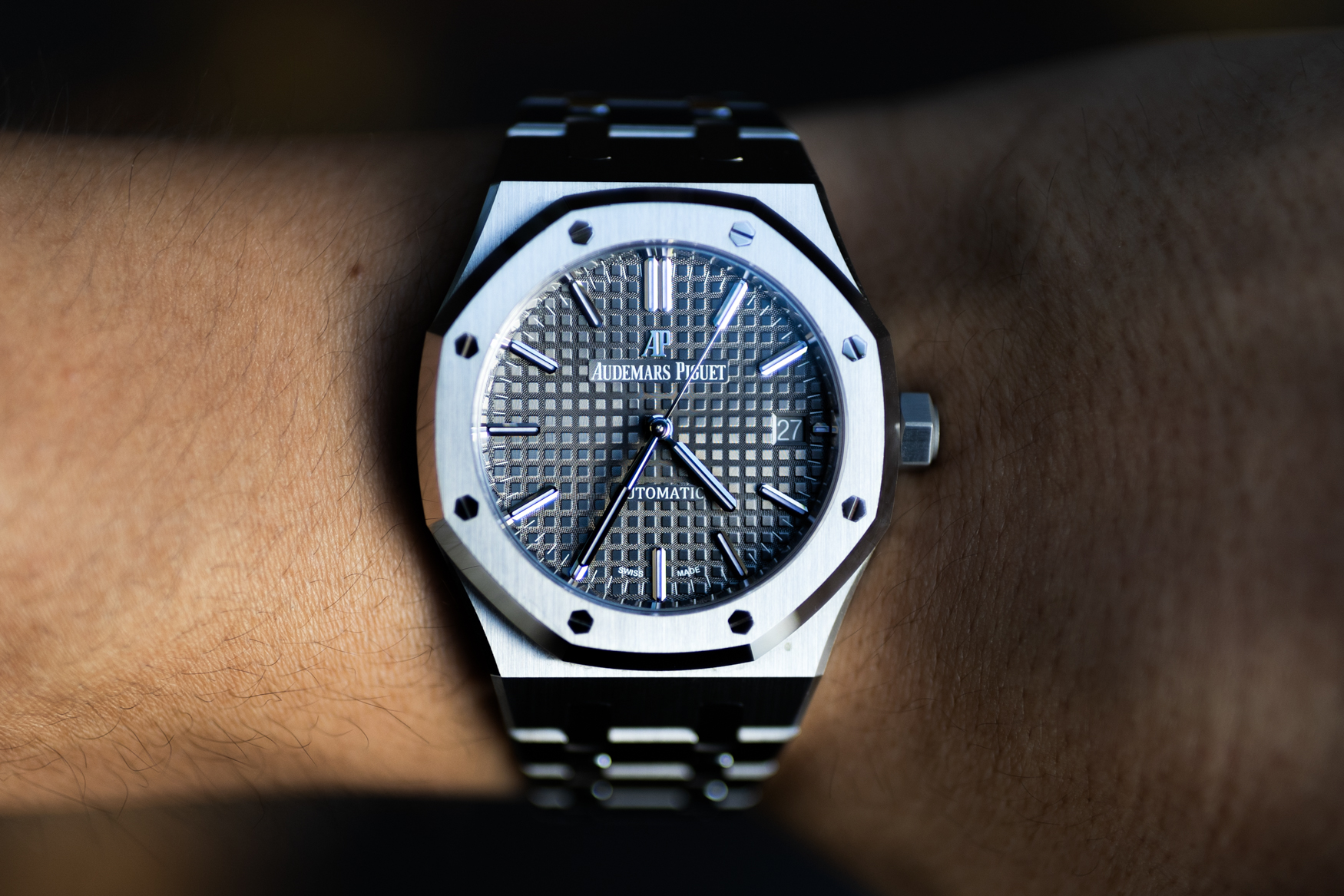 Audemars Piguet 15450ST Ruthenium Dial Wristshot