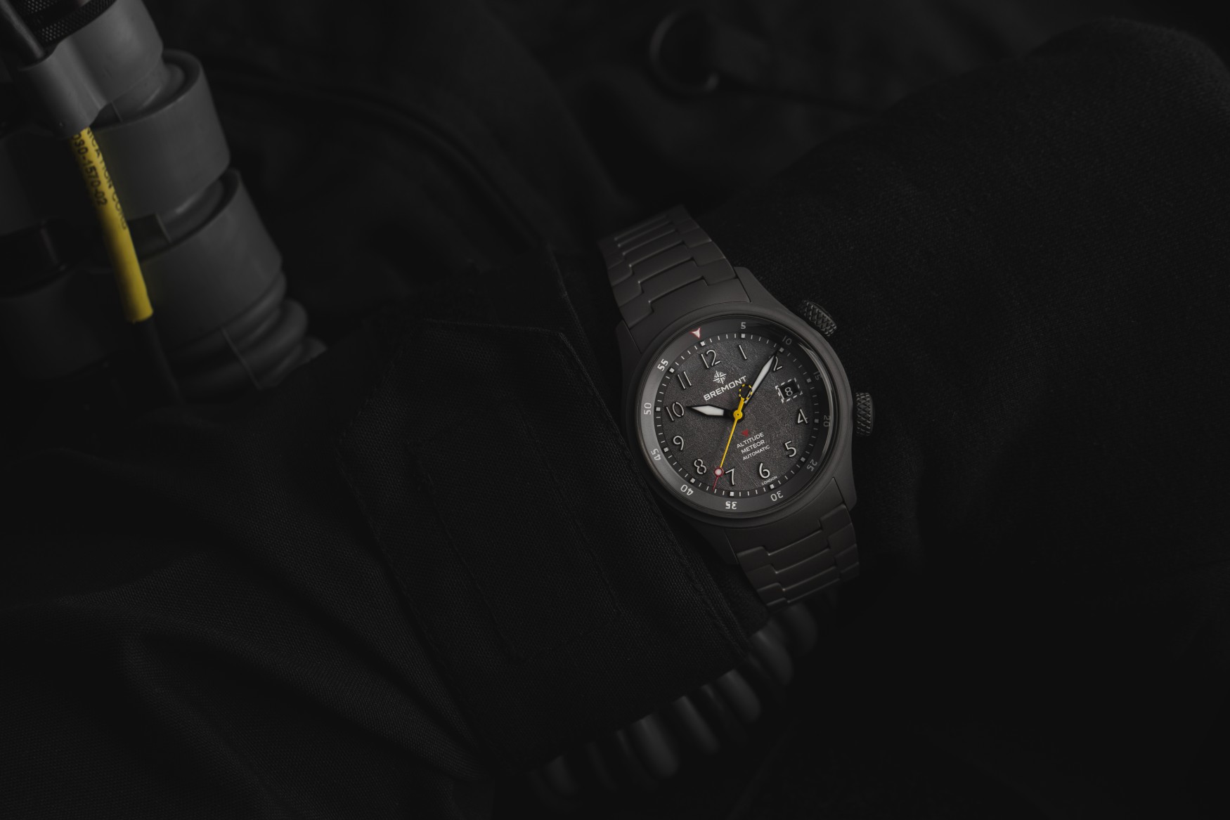 Blemont MB Meteor Stealth Grey on the Wrist