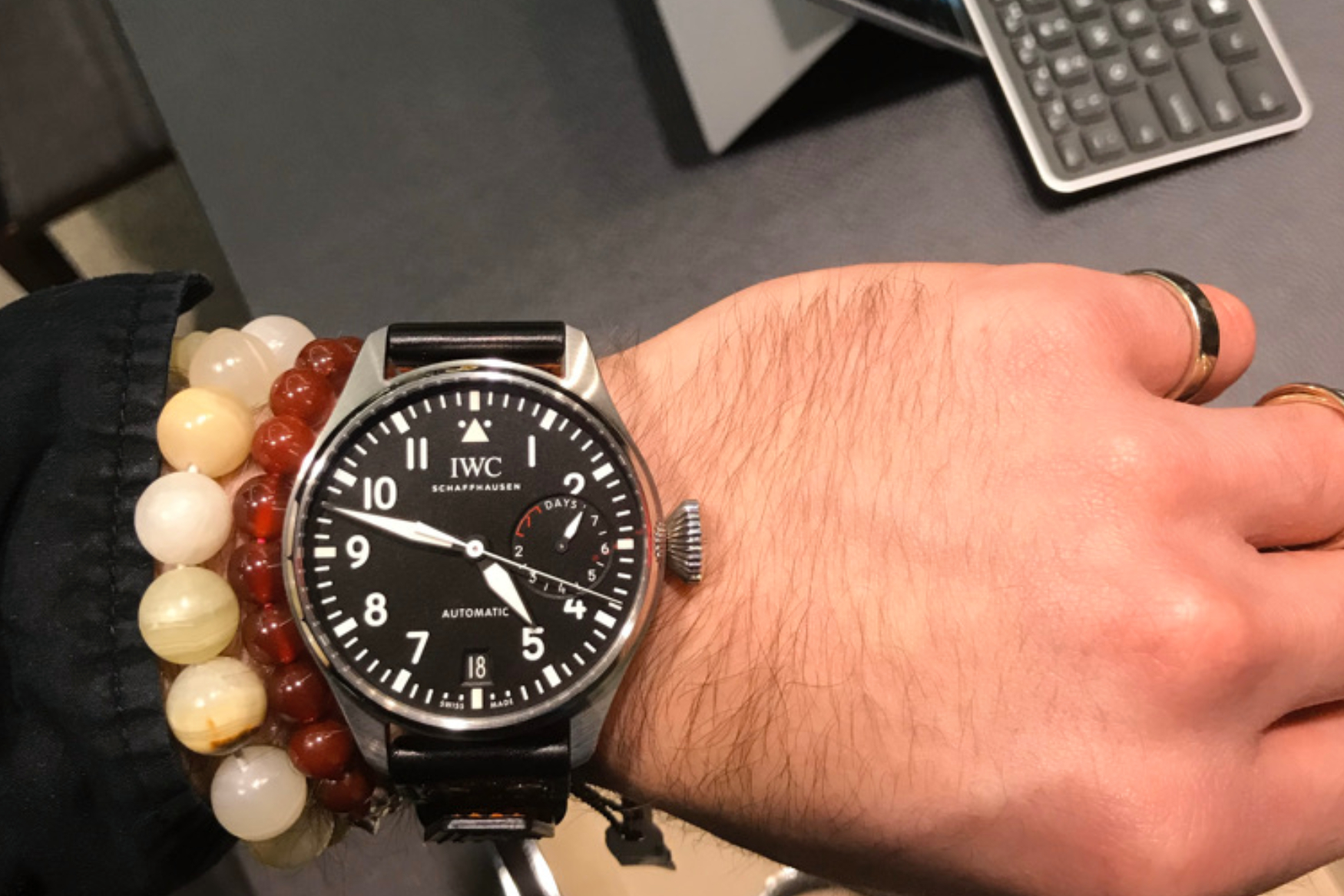 طيار IWC كبير