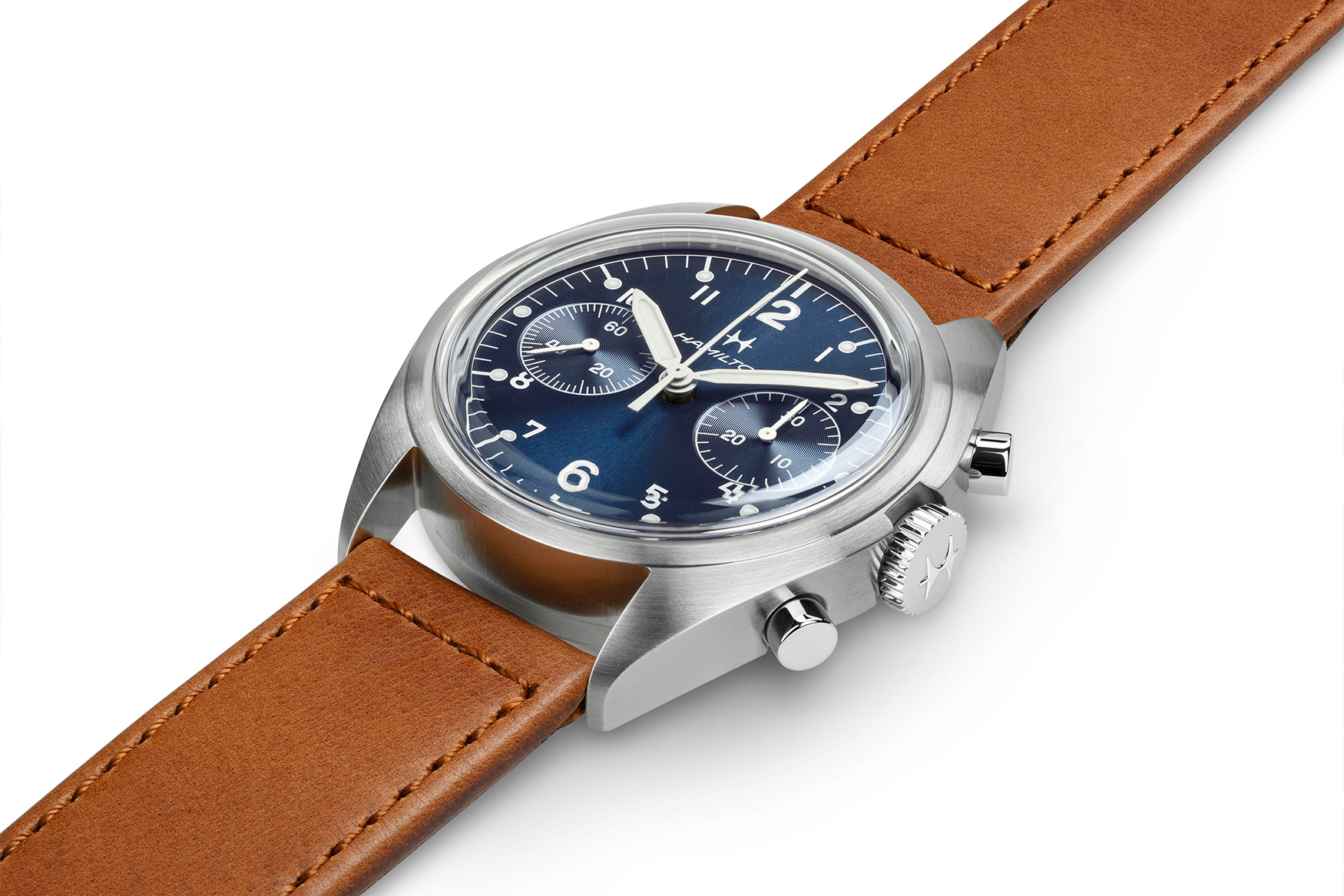 hamilton khaki aviation pilot pioneer chrono strap
