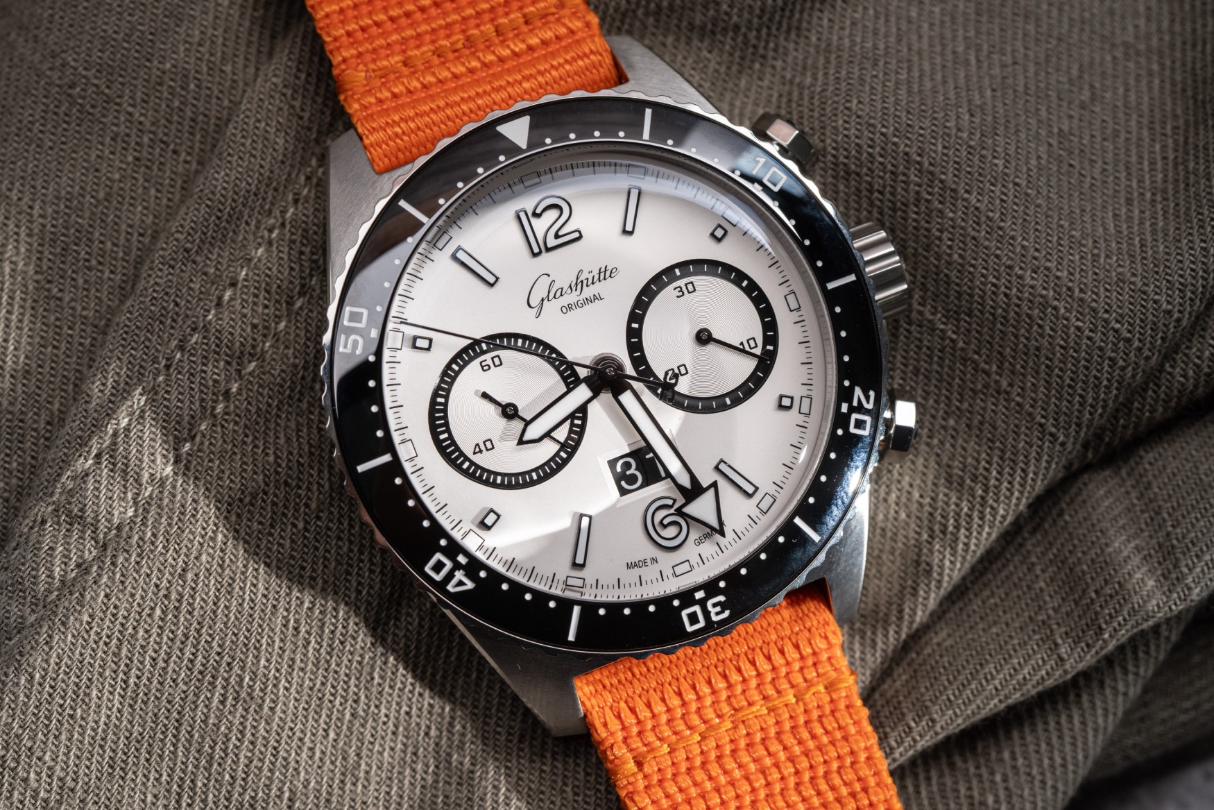 Mặt số màn hình bạc Glashütte Original SeaQ Chronograph