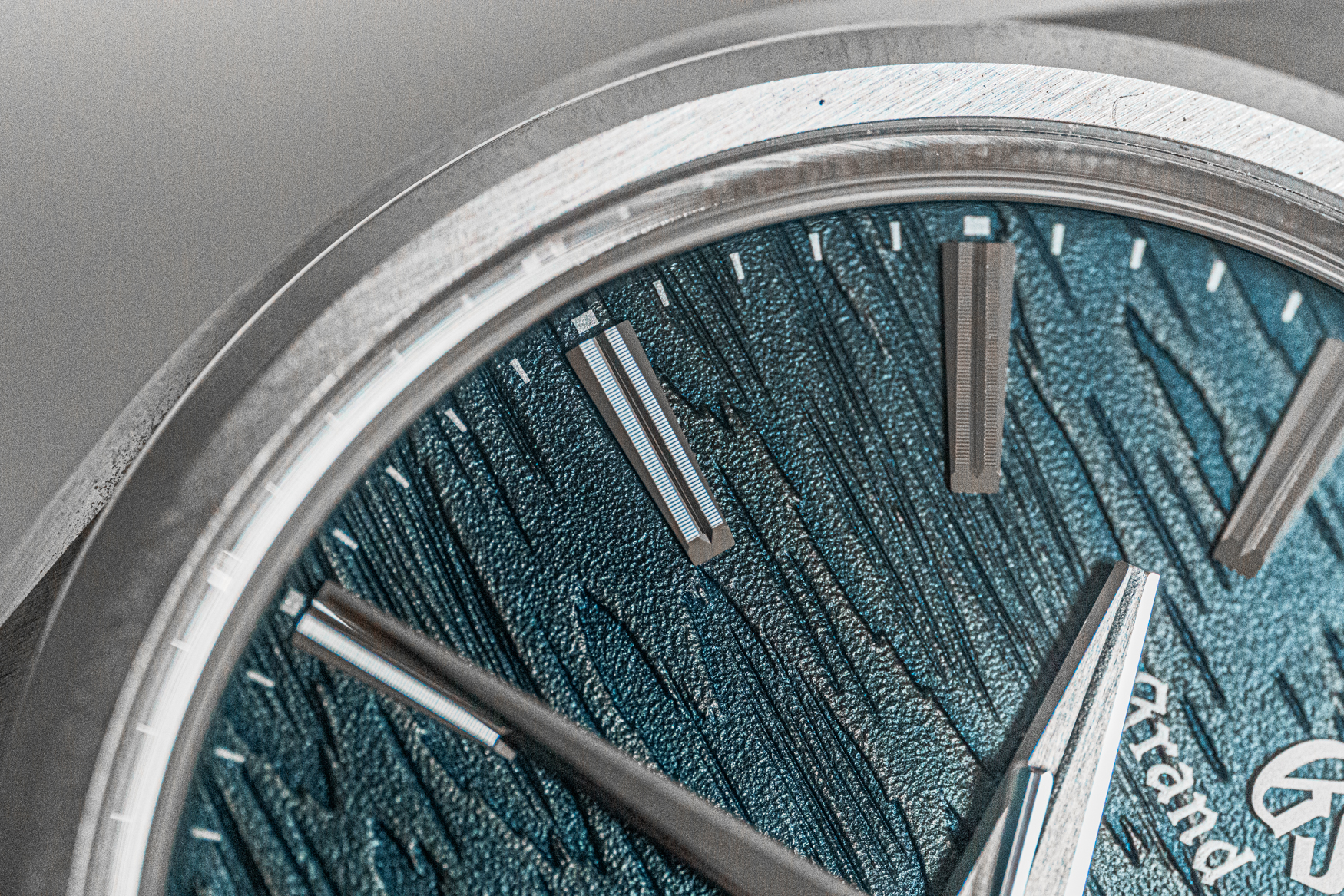 Mặt số Grand Seiko Evolution 9 SLGW007 Cận cảnh 2