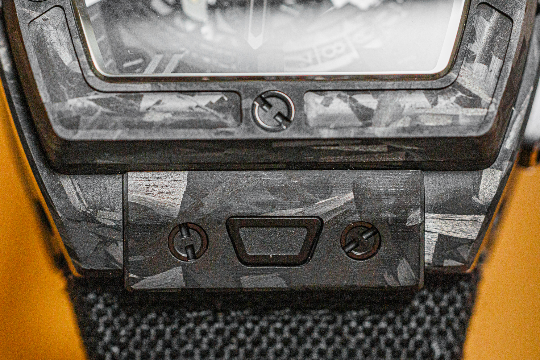 Hublot Spirit of Big Bang Frosted Carbon Lug Profile