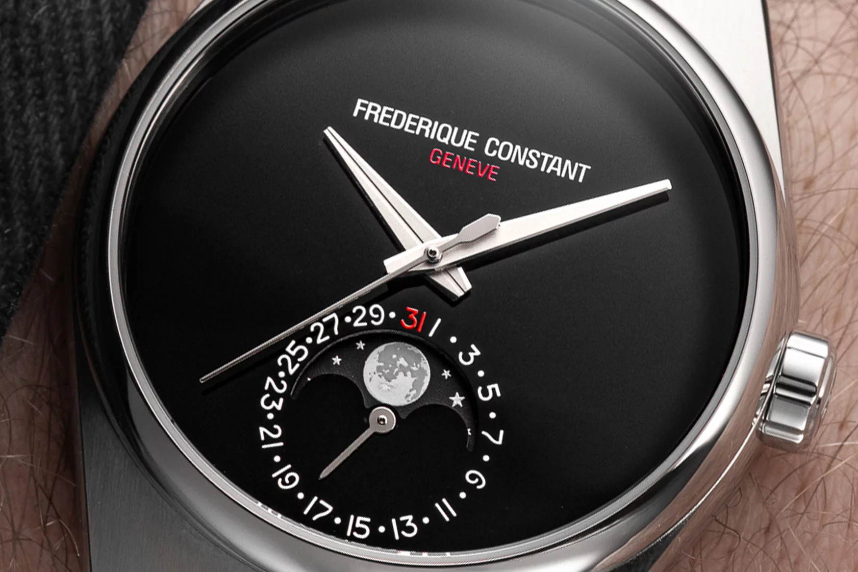 FREDERIQUE CONSTANT　20ミリ Frederique Constant x Time+Tide Highlife Moonphase Manufacture