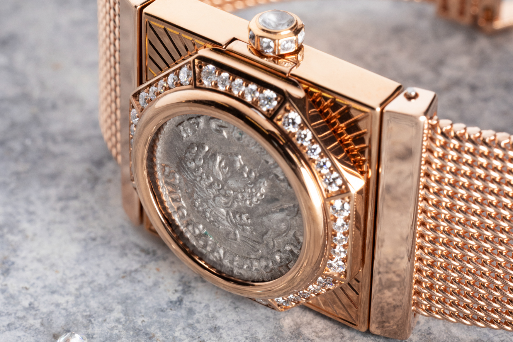 Bvlgari Maglia Milanese Monete Secret Watch Profile 2