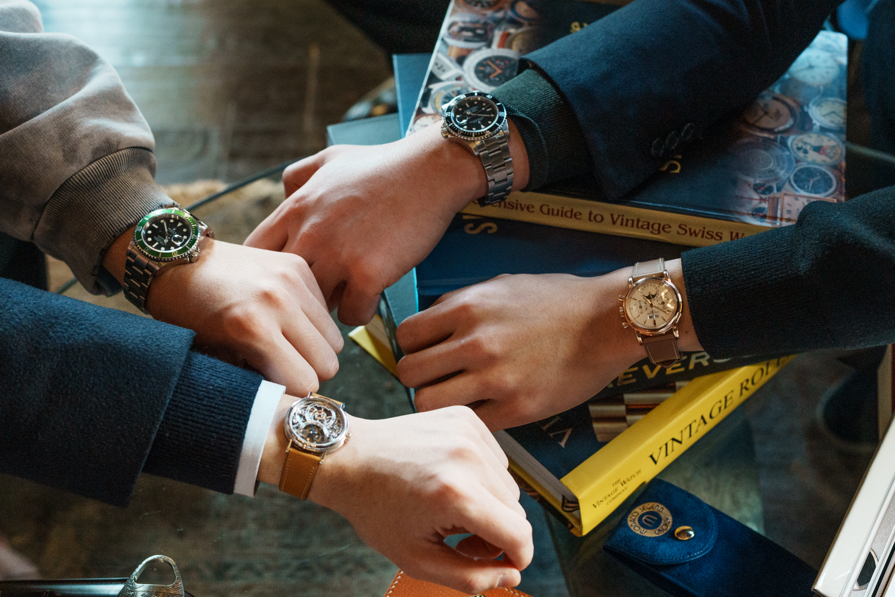 Sigan Society Wristshot
