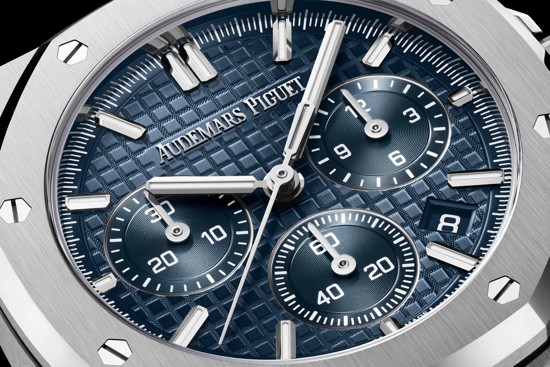 Audemars Piguet Royal Oak Chronograph 38mm Dial Close Up
