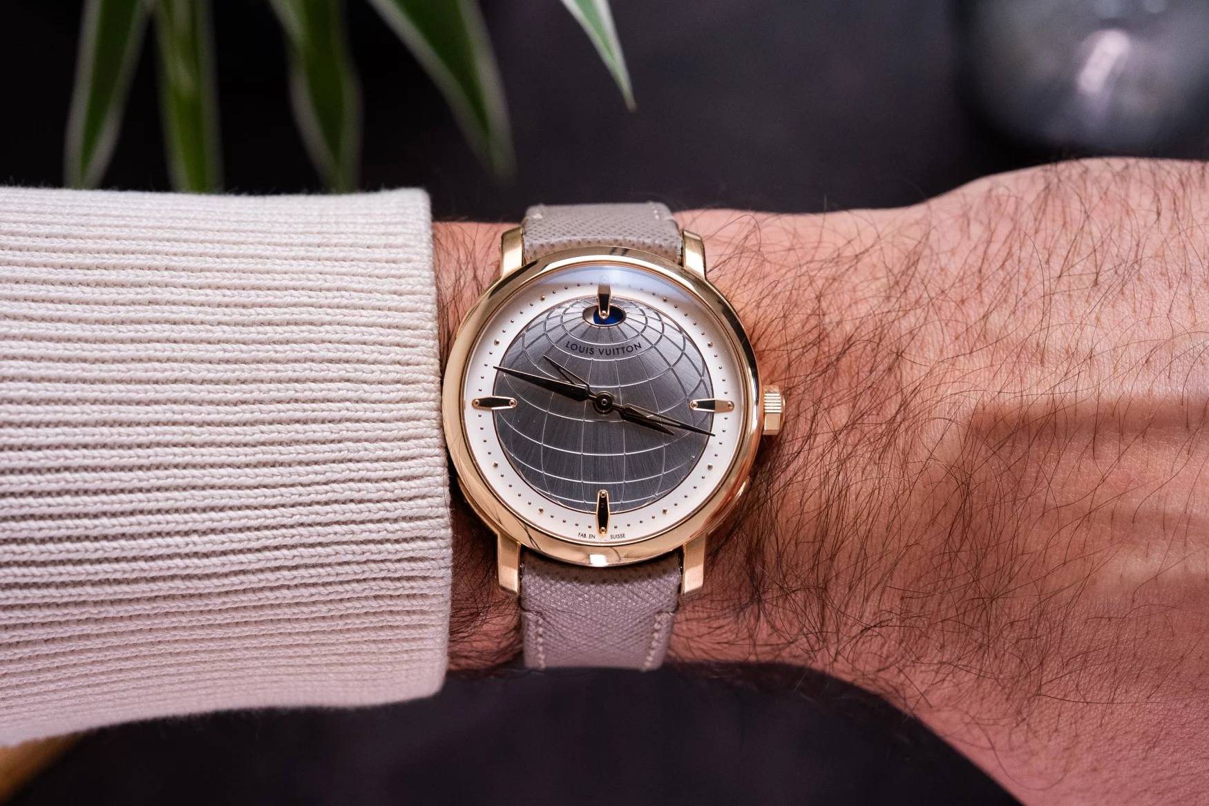 ESCALLES AUTOUR DU MONDE 限定版 Louis Vuitton Escale Worldtime & Twin Zone | HANDS ON