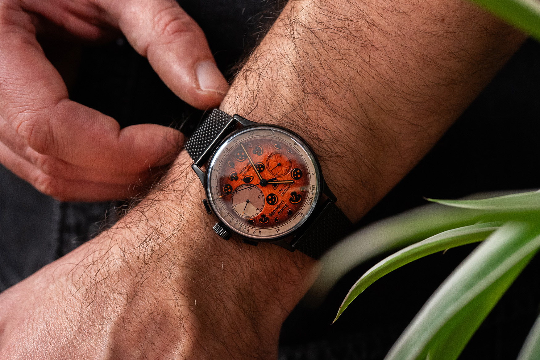 studio underdog burnt pizza wrist 2