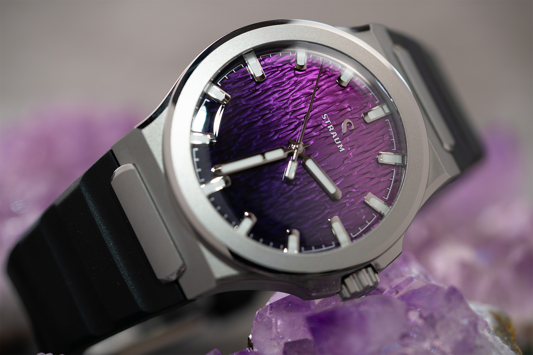Straum Jan Mayen Arctic Titanium Purple Boreali 1
