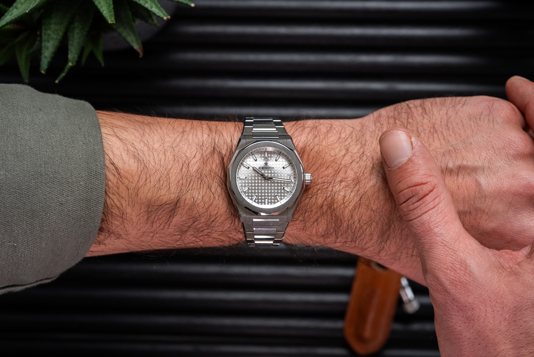 زينيث ديفي سكاي لاين 36 فضي 2