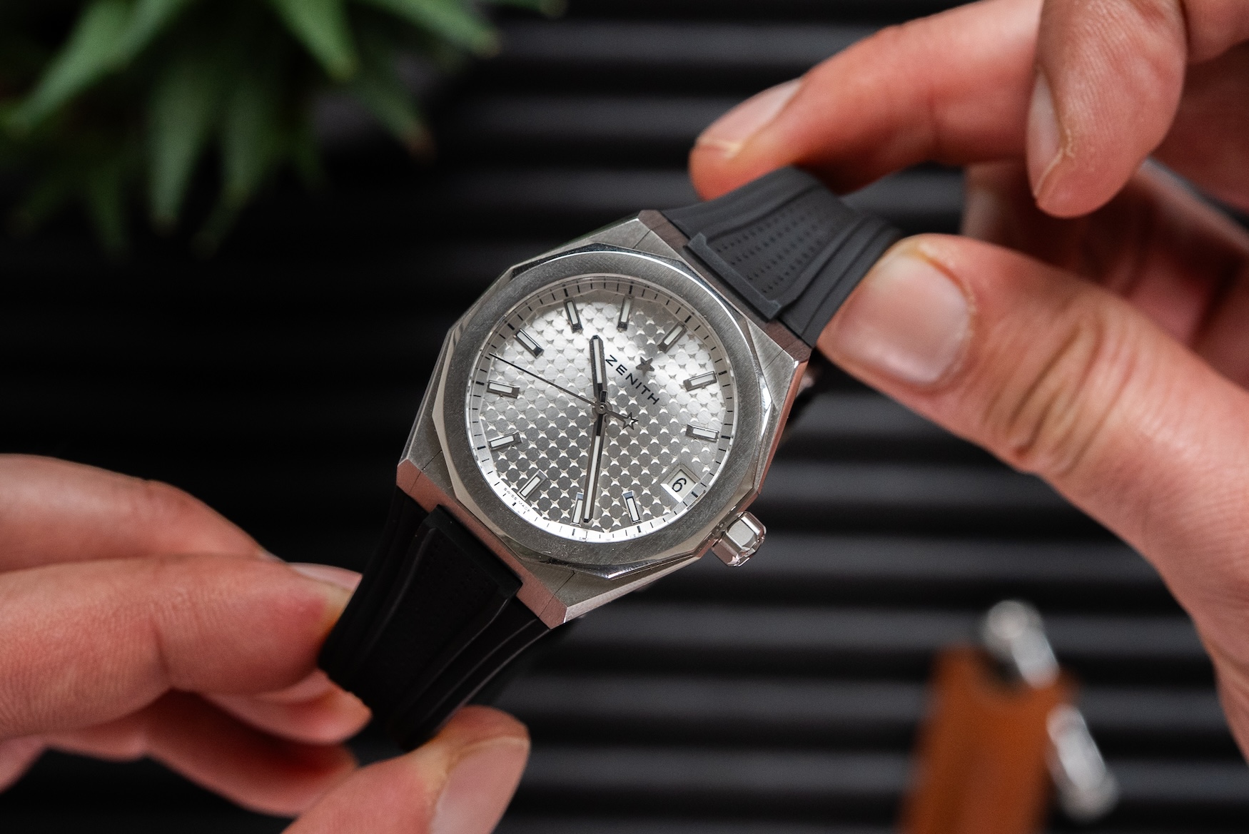 زينيث ديفي سكاي لاين 36 فضي 9