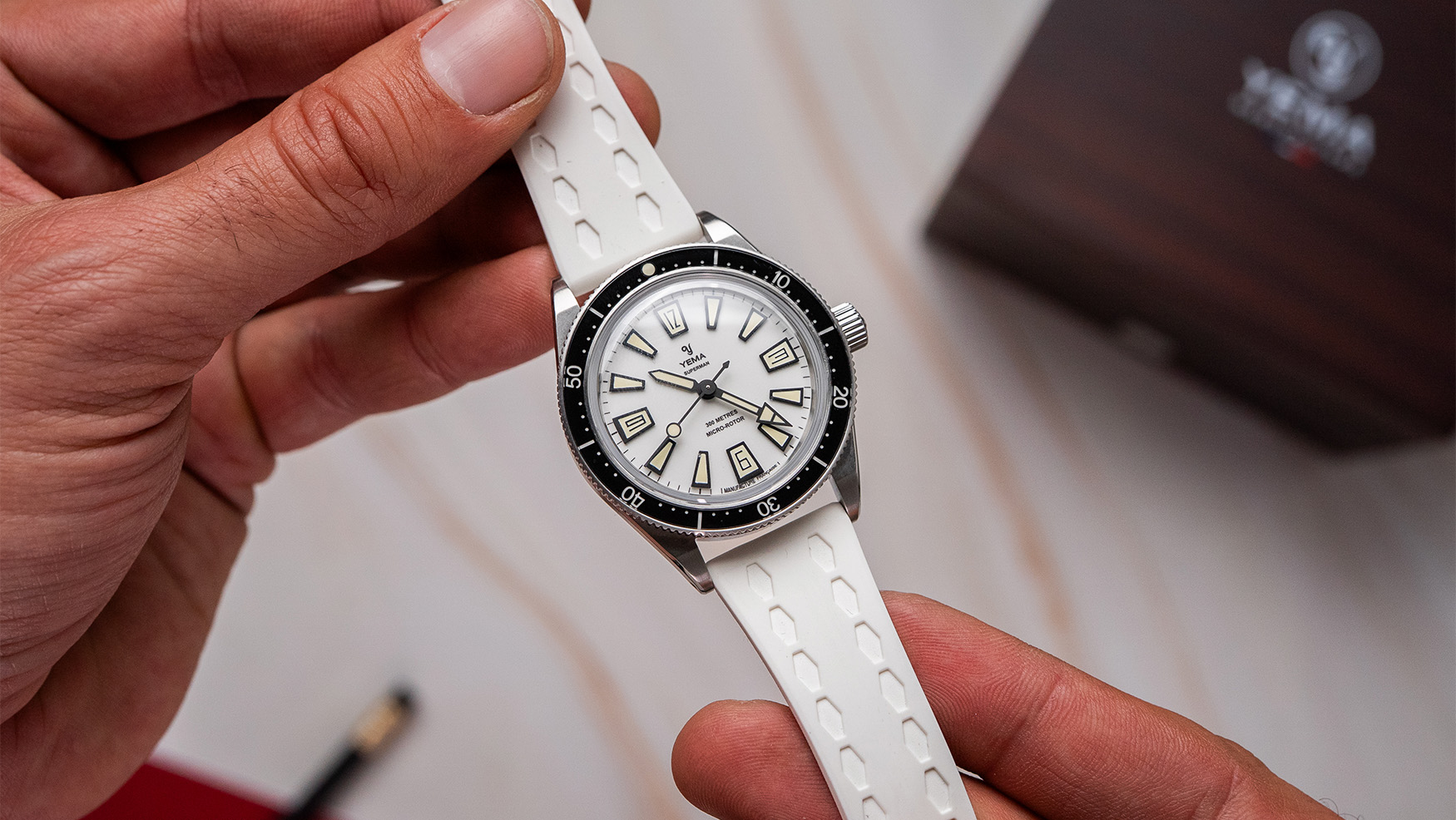 Yema’s new fully luminescent Skin Diver Slim is a glowing rendition of the brand’s Five Act releases
