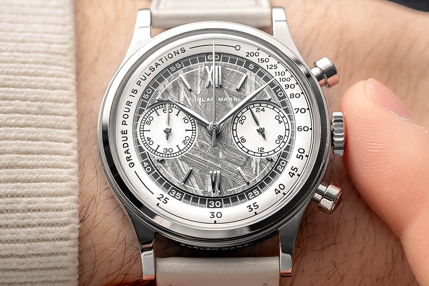 نيزك فورلان ماري الثماني 2