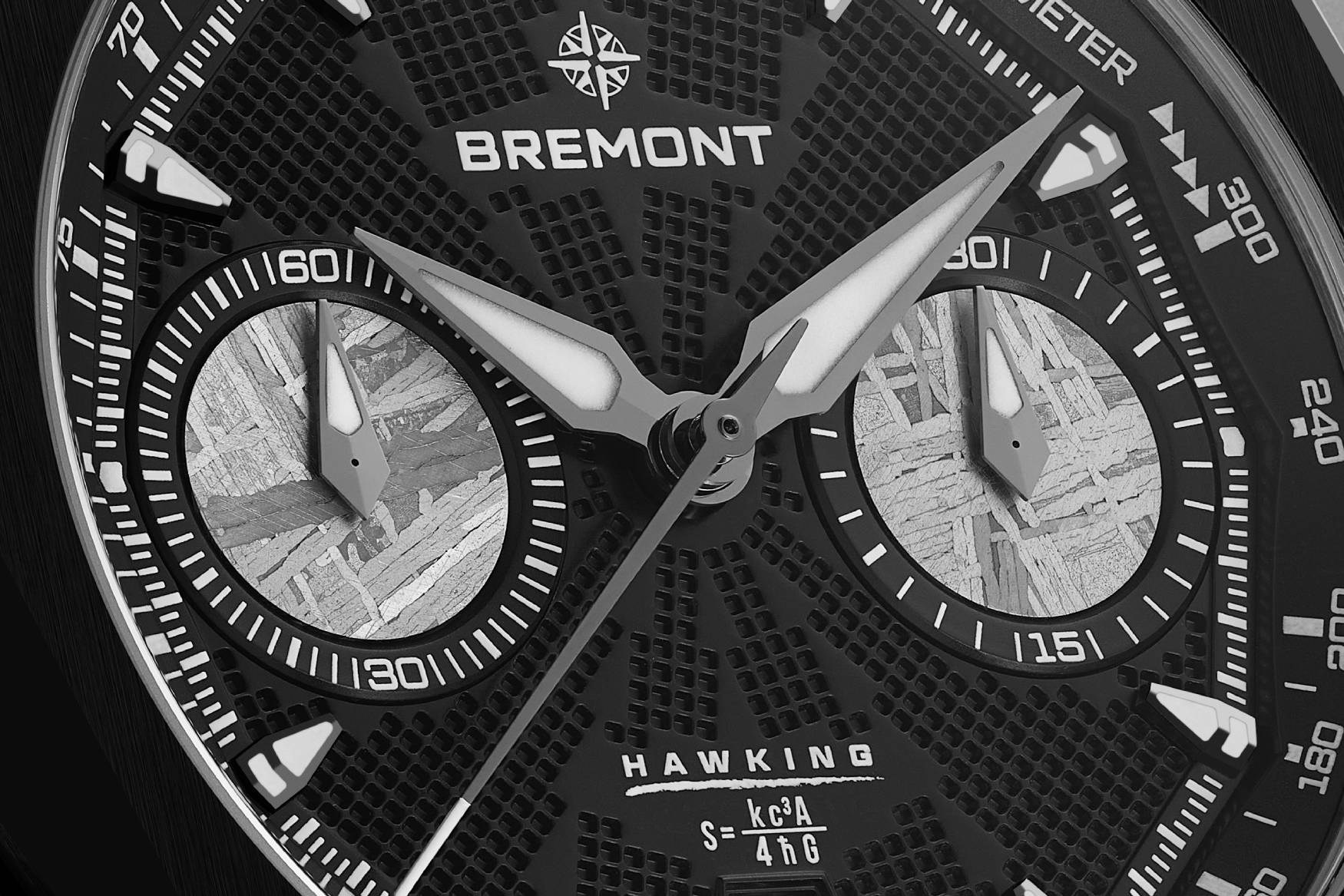 Detalhe do mostrador Bremont Supernova Hawking LE