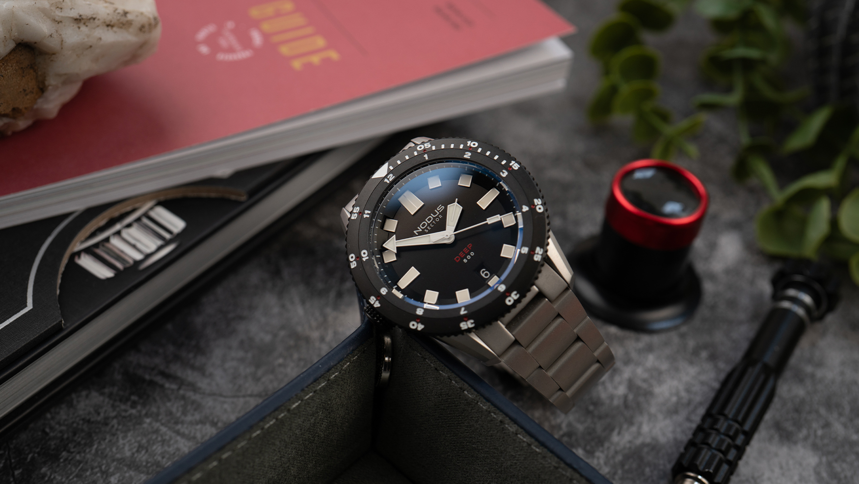 Nodus Sector Deep Black Destro Review