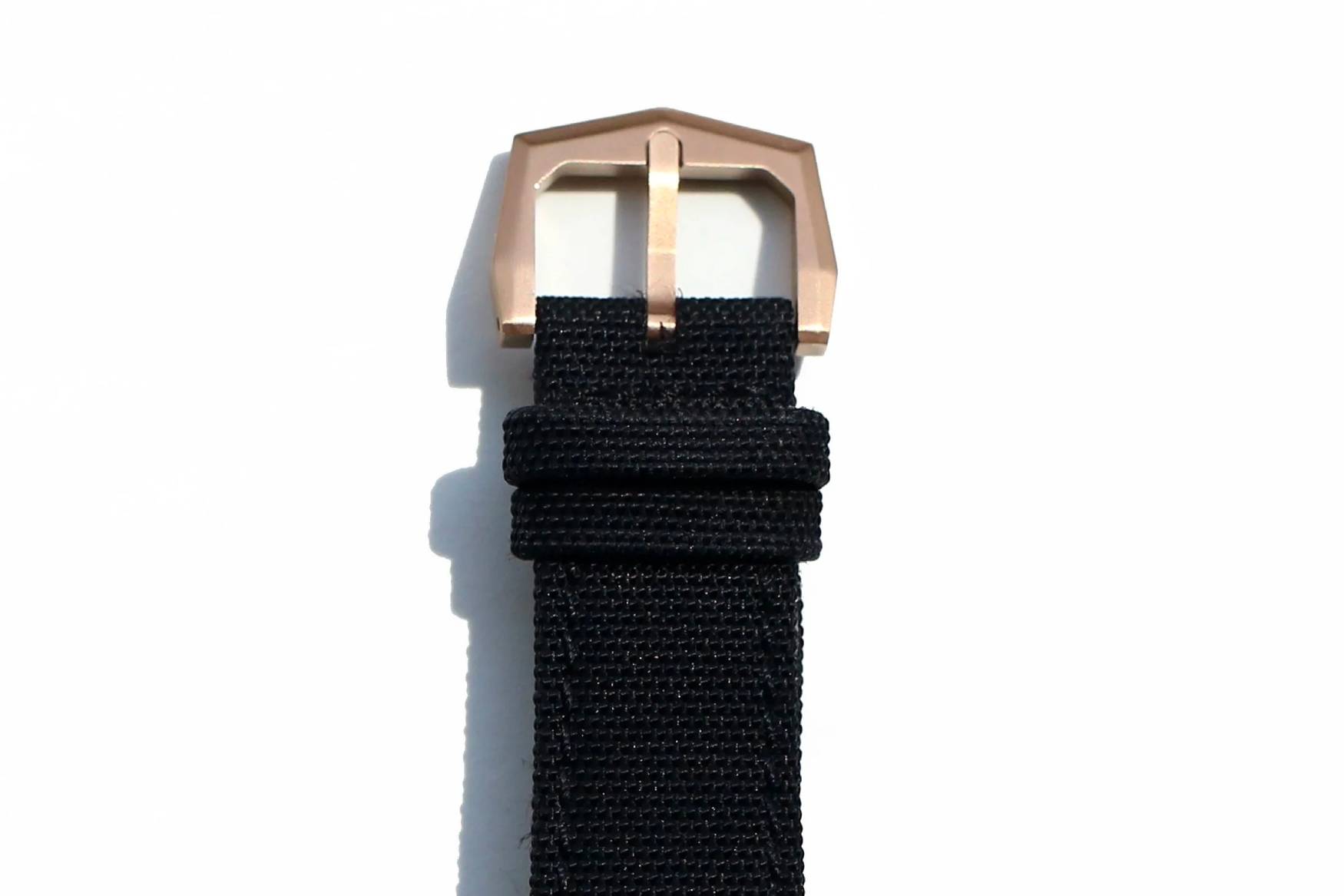 Papar Cenote Rose gold strap buckle