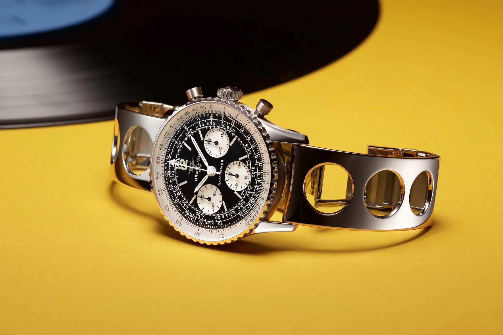 Breitling Navitimer B09 Chronograph 41 Tribute to Miles Davis 4