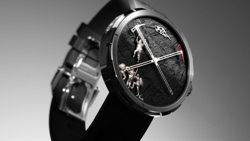 CIGA Design marks 65th anniversary of first successful Chinese Everest ascent