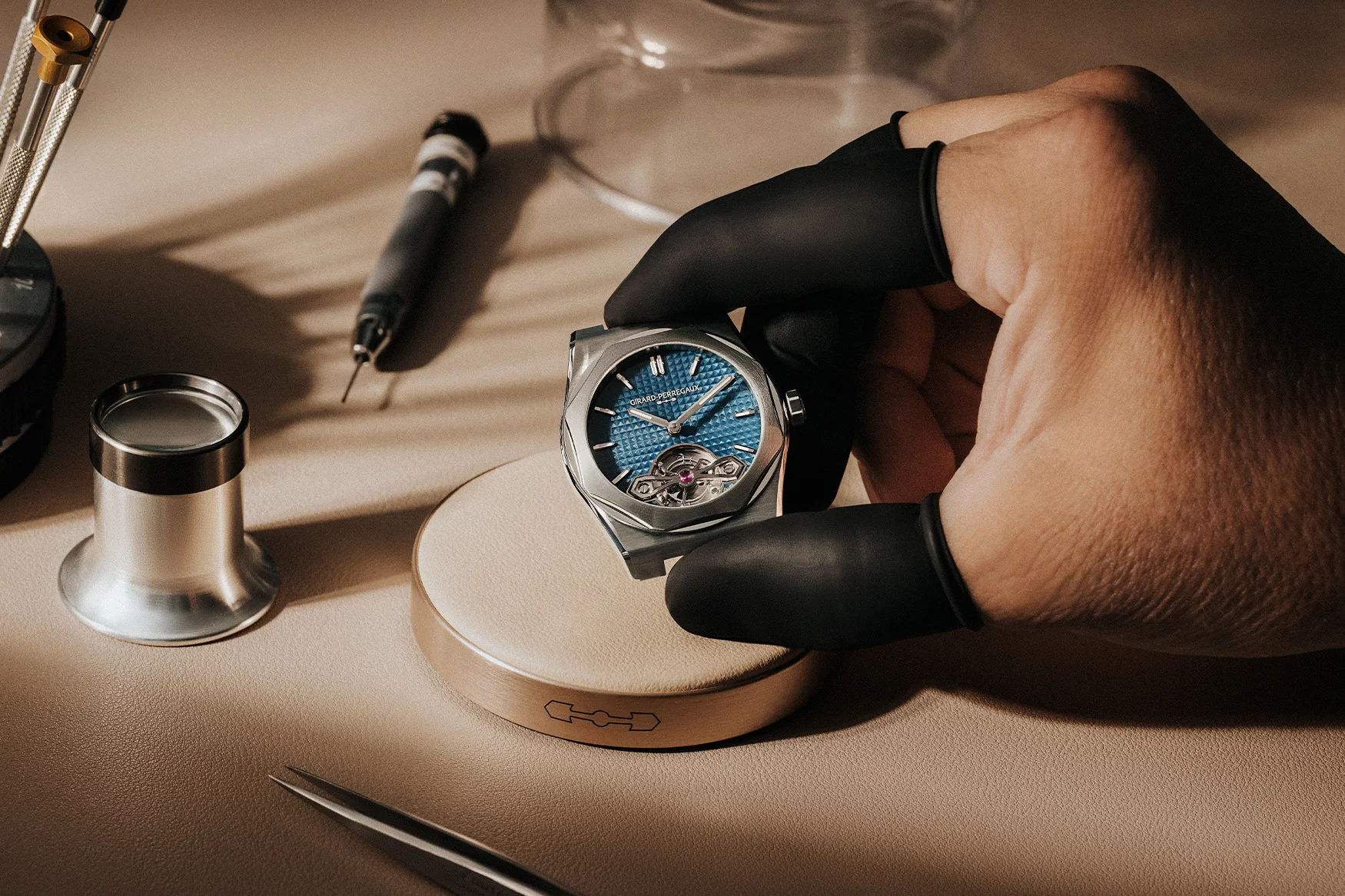 girard perregaux laureato micro rotor 39mm 5