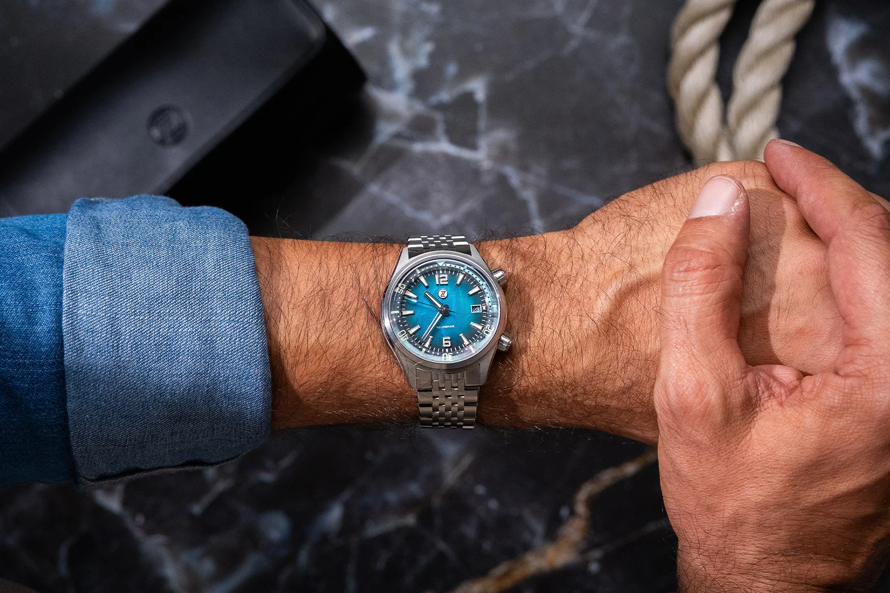 Zelos Helmsman SS | HANDS ON