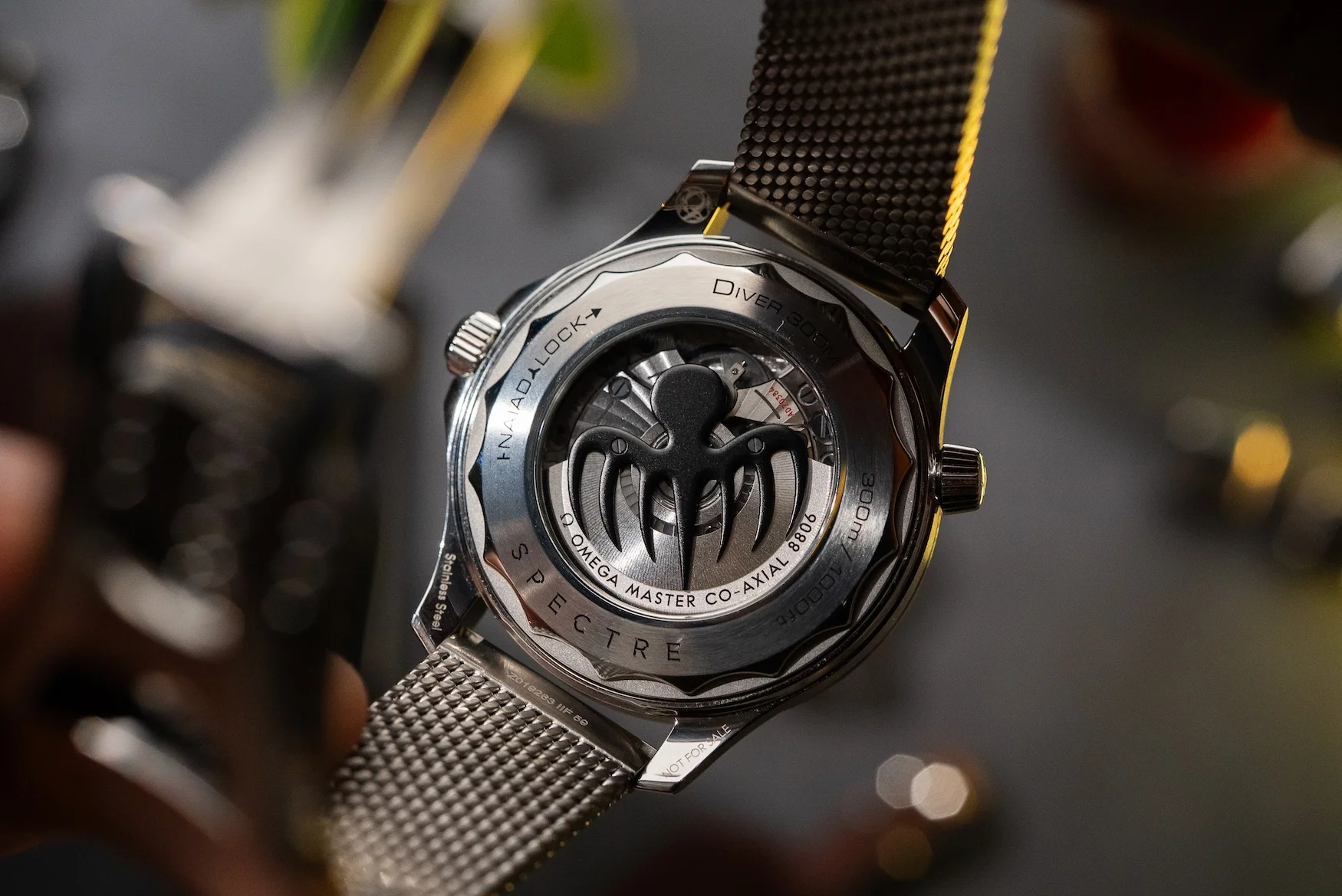 Omega-Seamaster-Diver-300m-James-Bond-Spectre-Editions-14.jpg.webp