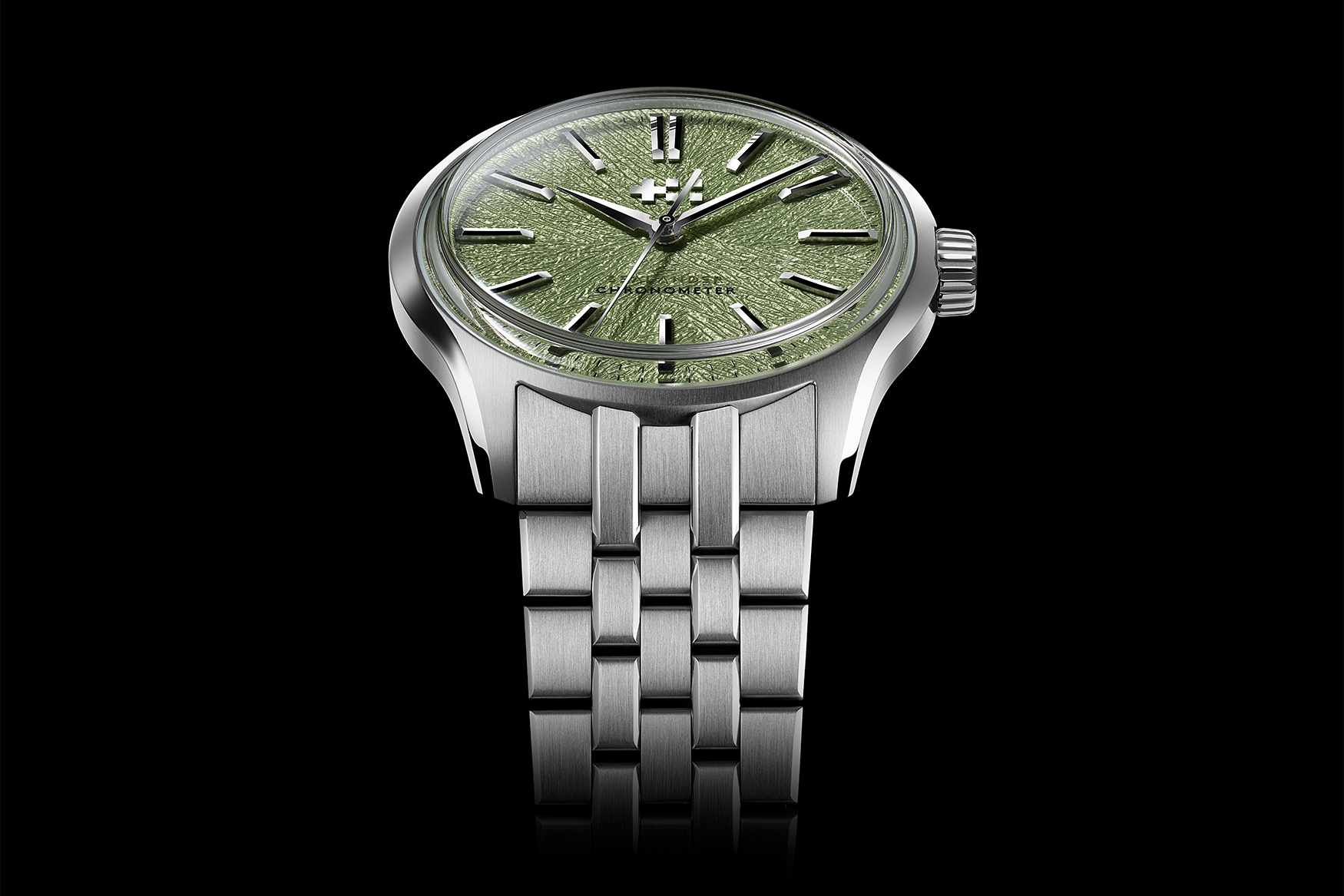 Christopher Ward C63 Sealander Yalos on bracelet