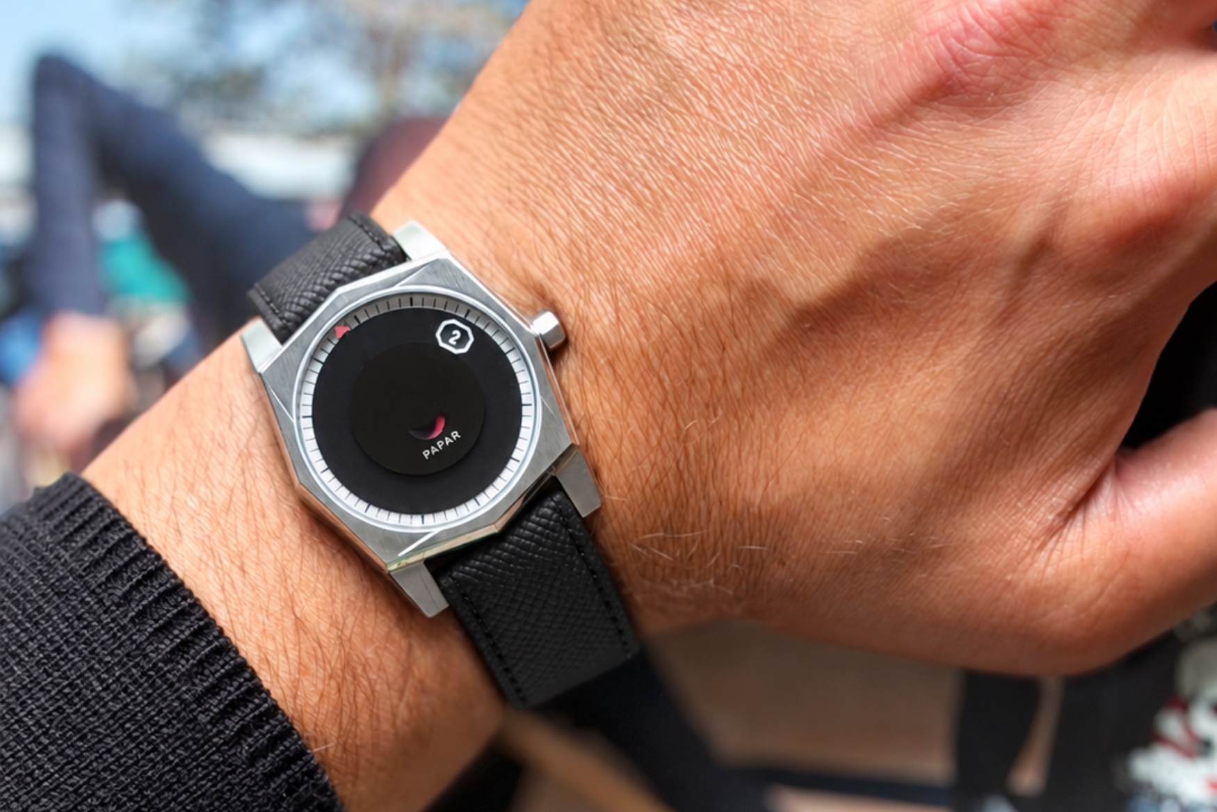 Close wrist view of the Papar Vuelte wandering-hour display